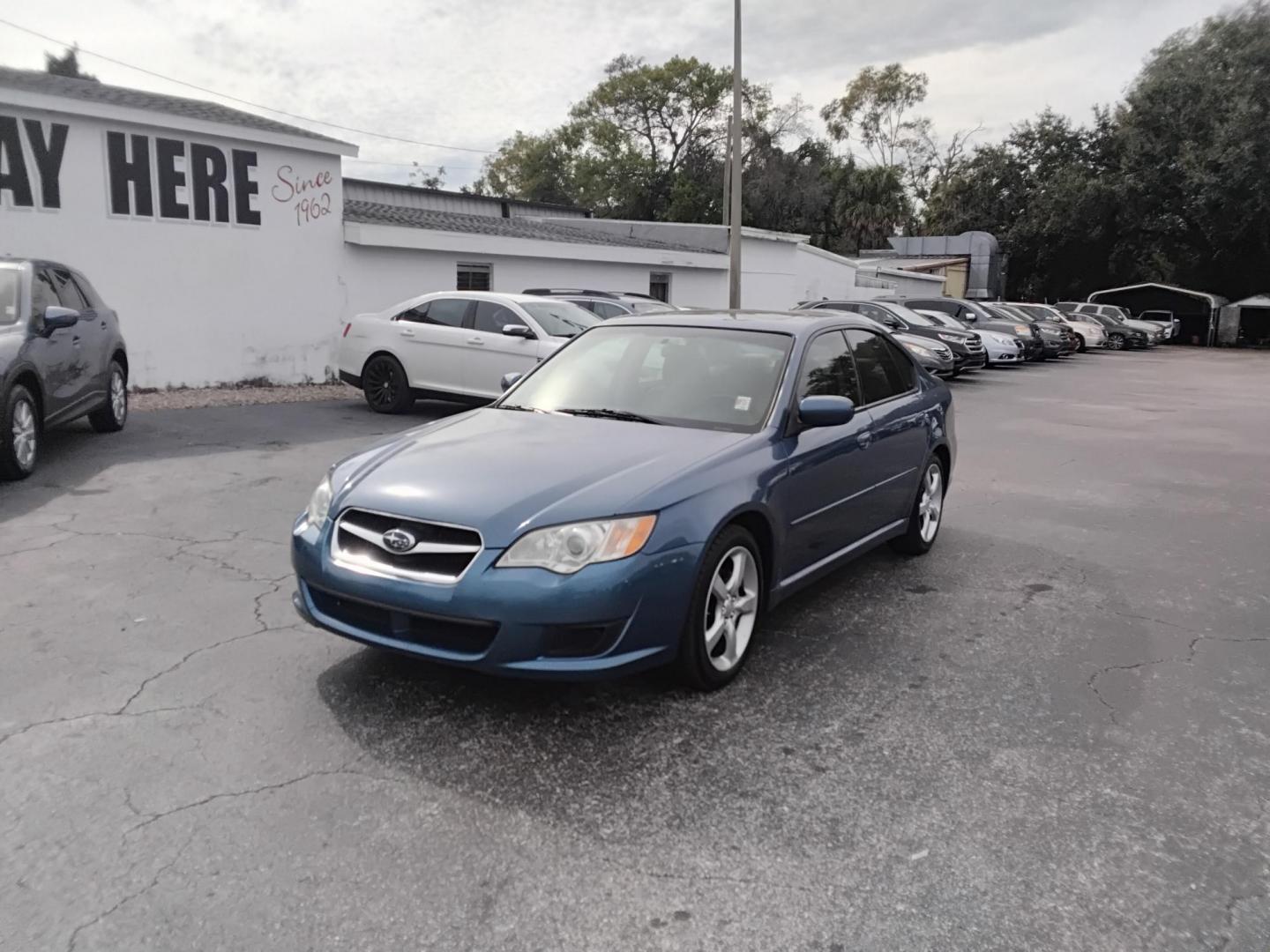 2009 BLUE /Beige Subaru Legacy 2.5i (4S3BL616397) with an 2.5L H4 SOHC 16V engine, located at 6112 N Florida Avenue, Tampa, FL, 33604, (888) 521-5131, 27.954929, -82.459534 - $499 DOWN PLUS TAX $ TAG. - Photo#2