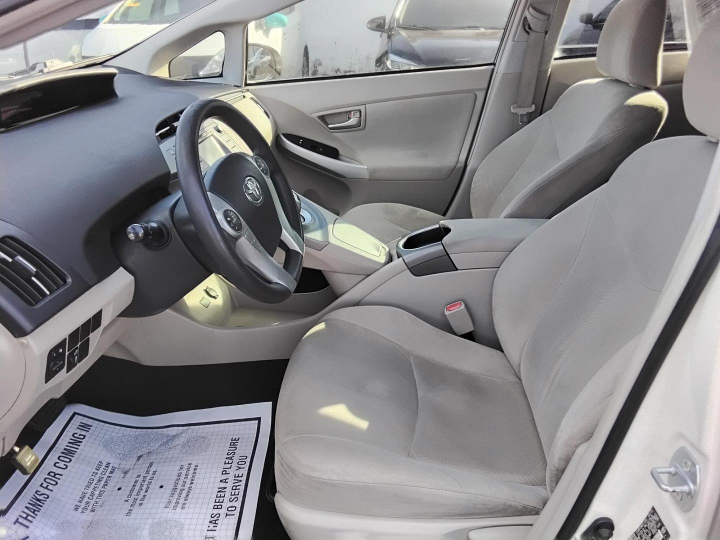 2015 White /Beige Toyota Prius Four (JTDKN3DU6F0) with an 1.8L L4 DOHC 16V HYBRID engine, Continuously Variable Transmission transmission, located at 6112 N Florida Avenue, Tampa, FL, 33604, (888) 521-5131, 27.954929, -82.459534 - $499 down plus tax & tag. - Photo#8