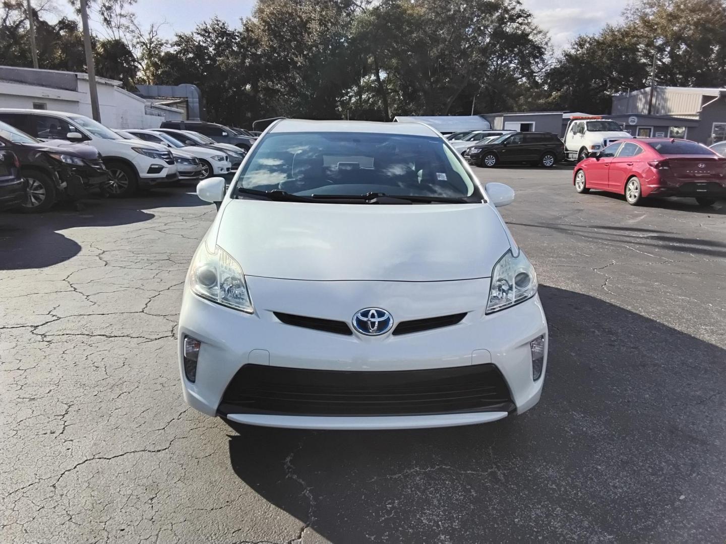 2015 White /Beige Toyota Prius Four (JTDKN3DU6F0) with an 1.8L L4 DOHC 16V HYBRID engine, Continuously Variable Transmission transmission, located at 6112 N Florida Avenue, Tampa, FL, 33604, (888) 521-5131, 27.954929, -82.459534 - $499 down plus tax & tag. - Photo#2