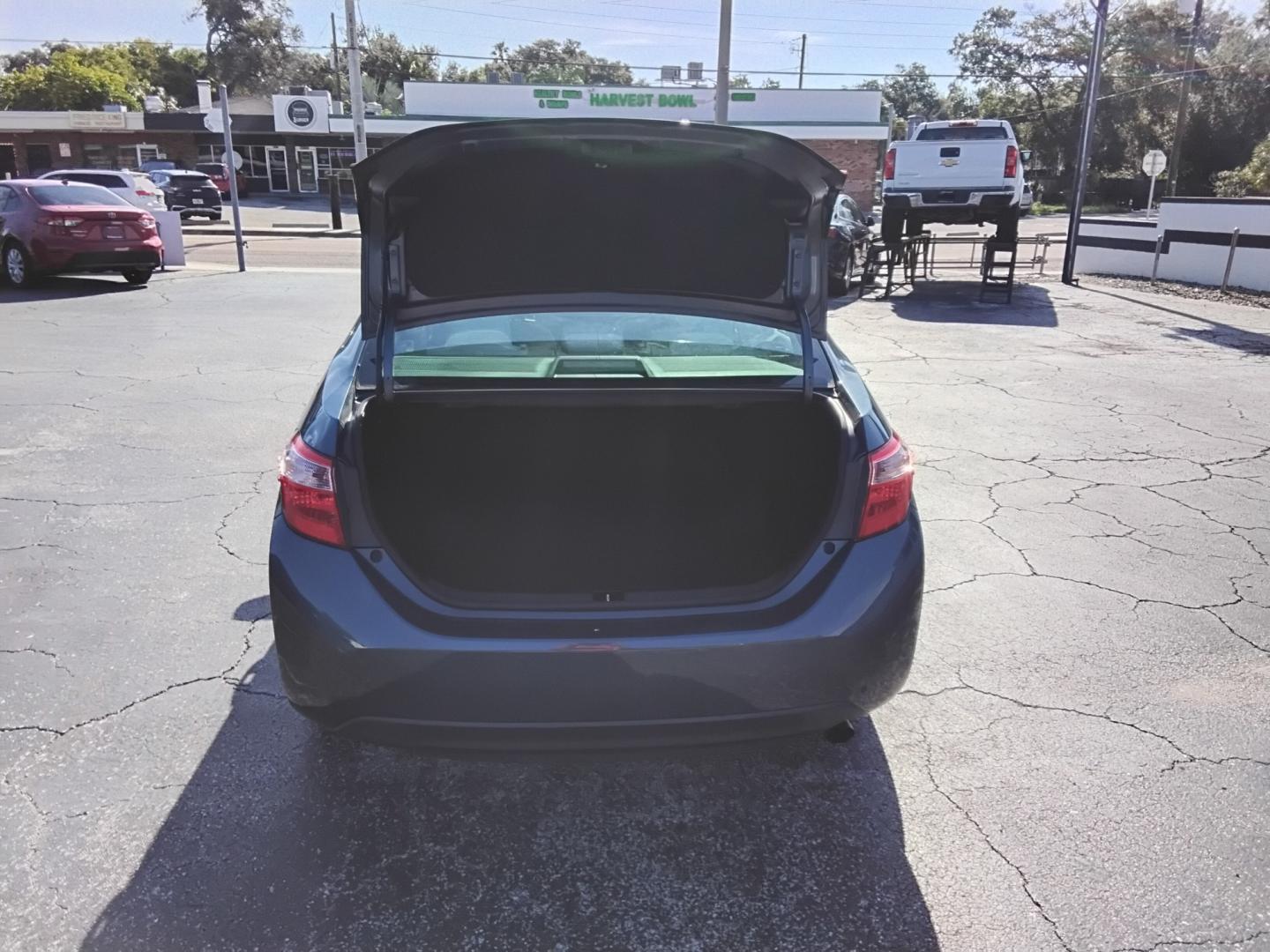 2017 GRAY /grey Toyota Corolla L CVT (2T1BURHE1HC) with an 1.8L L4 DOHC 16V engine, CVT transmission, located at 6112 N Florida Avenue, Tampa, FL, 33604, (888) 521-5131, 27.954929, -82.459534 - $499 down plus tax & tag.- Photo#8