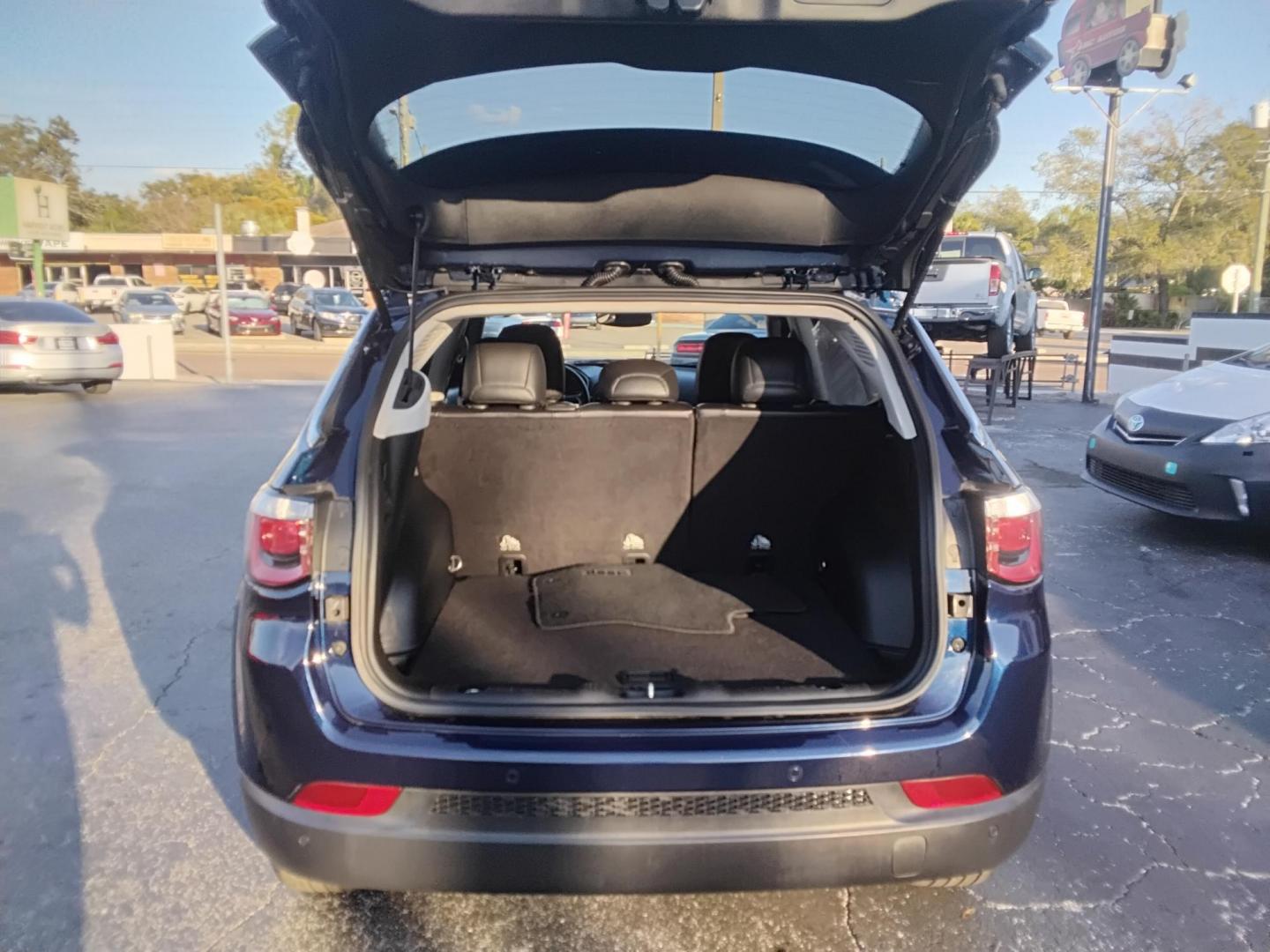 2017 BLACK /Black Jeep Compass Sport FWD (3C4NJCBB8HT) with an 2.4L L4 DOHC 16V engine, located at 6112 N Florida Avenue, Tampa, FL, 33604, (888) 521-5131, 27.954929, -82.459534 - $499 down plus tax & tag. - Photo#7