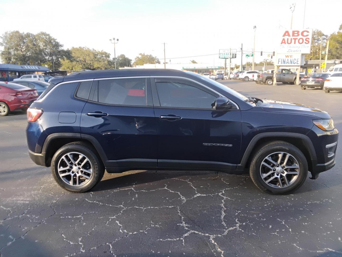2017 BLACK /Black Jeep Compass Sport FWD (3C4NJCBB8HT) with an 2.4L L4 DOHC 16V engine, located at 6112 N Florida Avenue, Tampa, FL, 33604, (888) 521-5131, 27.954929, -82.459534 - $499 down plus tax & tag. - Photo#4