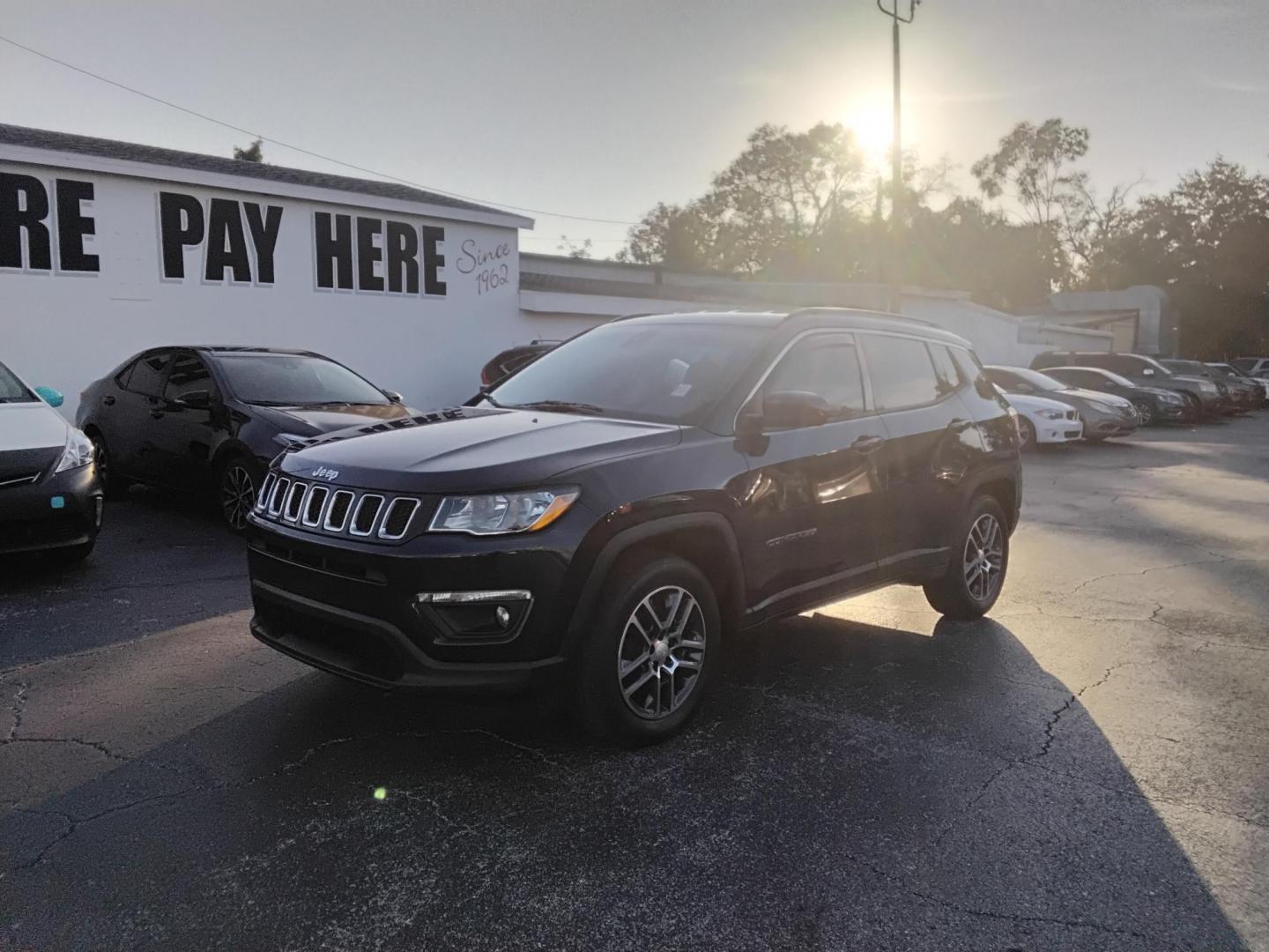2017 BLACK /Black Jeep Compass Sport FWD (3C4NJCBB8HT) with an 2.4L L4 DOHC 16V engine, located at 6112 N Florida Avenue, Tampa, FL, 33604, (888) 521-5131, 27.954929, -82.459534 - $499 down plus tax & tag. - Photo#3
