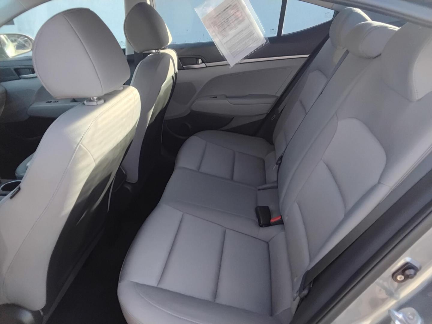 2017 GRAY /Beige Hyundai Elantra SE 6AT (KMHD74LF1HU) with an 1.8L L4 DOHC 16V engine, 6A transmission, located at 6112 N Florida Avenue, Tampa, FL, 33604, (888) 521-5131, 27.954929, -82.459534 - $499 down plus tax & tag. - Photo#10