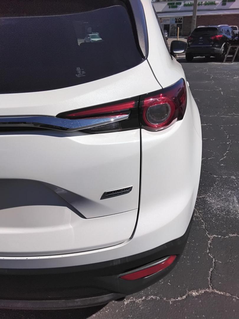 2016 White /Grey Mazda CX-9 Sport FWD (JM3TCABY9G0) with an 2.5L L4 DOHC 16V engine, 6A transmission, located at 6112 N Florida Avenue, Tampa, FL, 33604, (888) 521-5131, 27.954929, -82.459534 - $499 DOWN PLUS TAX & TAG.- Photo#13