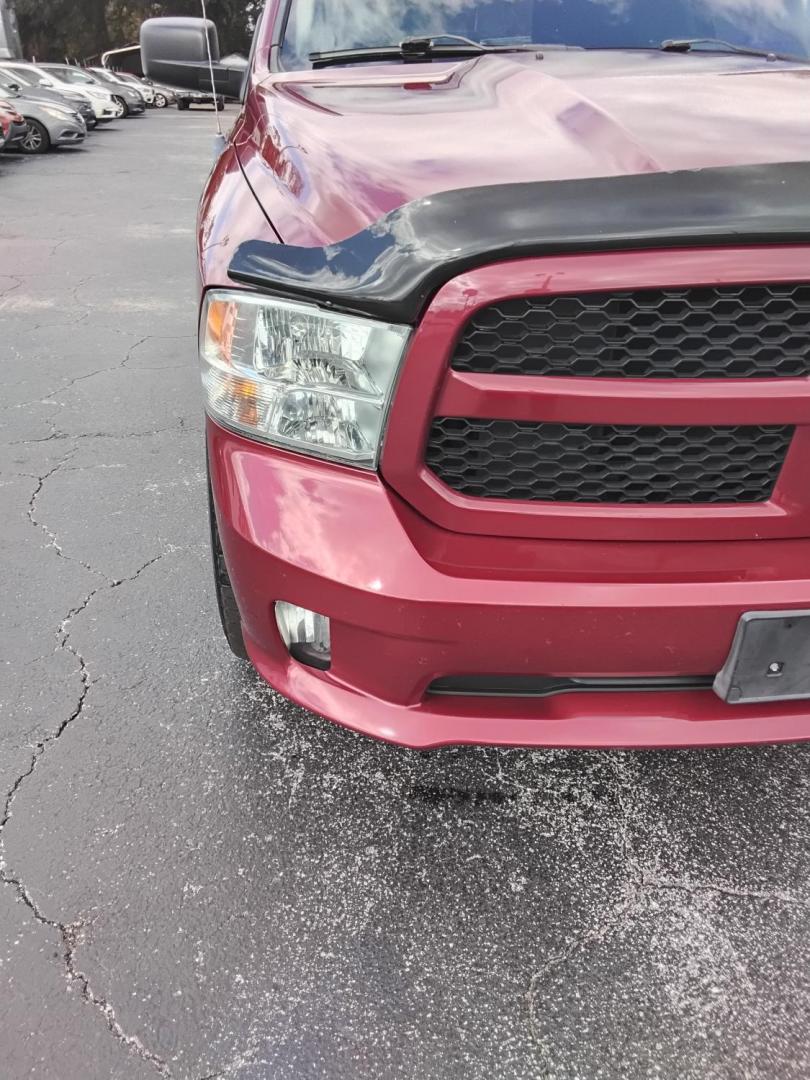 2013 RED /Grey RAM 1500 Tradesman Quad Cab 2WD (1C6RR6FT0DS) with an 5.7L V8 OHV 16V engine, 6-Speed Automatic transmission, located at 6112 N Florida Avenue, Tampa, FL, 33604, (888) 521-5131, 27.954929, -82.459534 - $499 DOWN PLUS TAX & TAG. - Photo#6