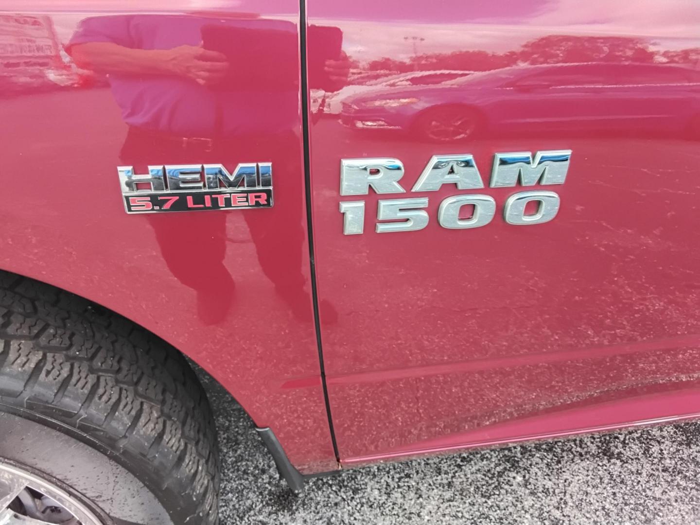 2013 RED /Grey RAM 1500 Tradesman Quad Cab 2WD (1C6RR6FT0DS) with an 5.7L V8 OHV 16V engine, 6-Speed Automatic transmission, located at 6112 N Florida Avenue, Tampa, FL, 33604, (888) 521-5131, 27.954929, -82.459534 - $499 DOWN PLUS TAX & TAG. - Photo#12