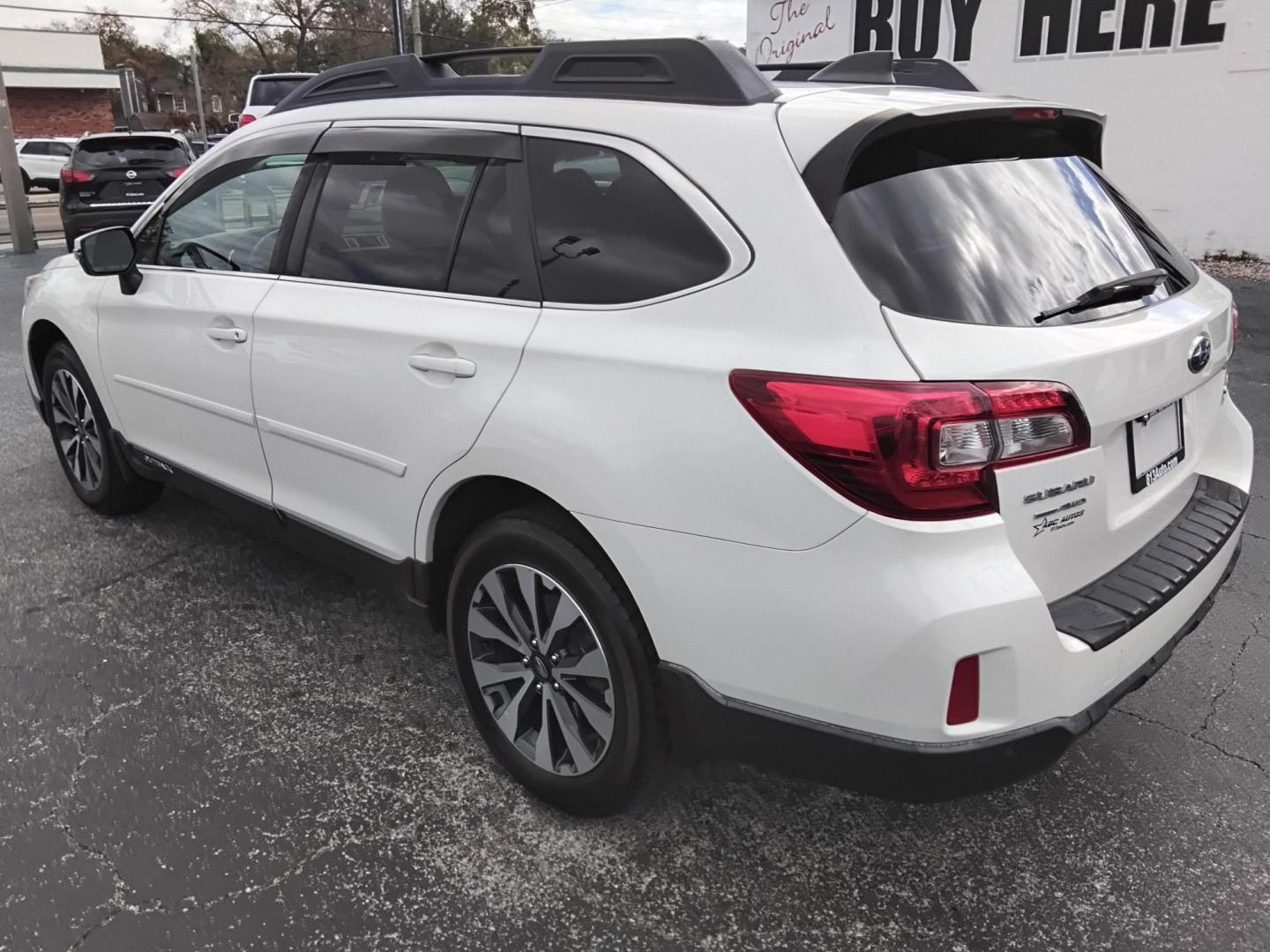 2017 White /Black Subaru Outback 2.5i Limited (4S4BSANC1H3) with an 2.5L H4 DOHC 16V engine, CVT transmission, located at 6112 N Florida Avenue, Tampa, FL, 33604, (888) 521-5131, 27.954929, -82.459534 - $499 DOWN PLUS TAX & TAG. - Photo#11