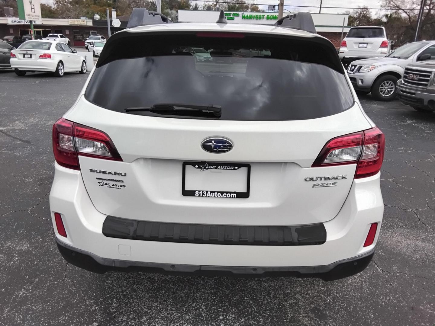 2017 White /Black Subaru Outback 2.5i Limited (4S4BSANC1H3) with an 2.5L H4 DOHC 16V engine, CVT transmission, located at 6112 N Florida Avenue, Tampa, FL, 33604, (888) 521-5131, 27.954929, -82.459534 - $499 DOWN PLUS TAX & TAG.- Photo#12