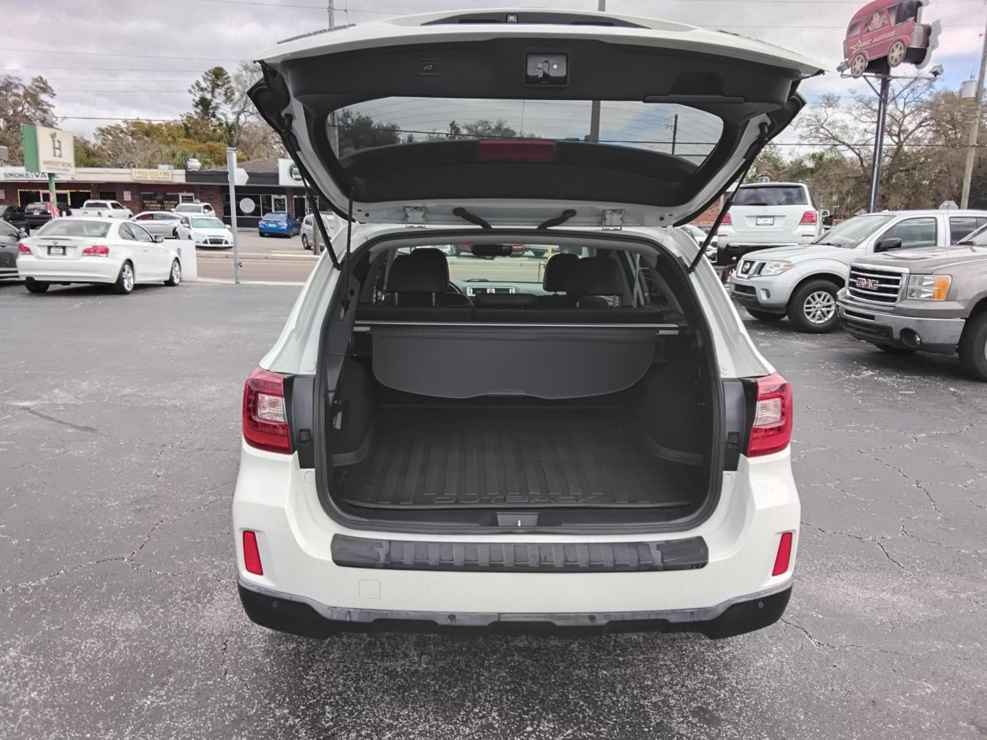 2017 White /Black Subaru Outback 2.5i Limited (4S4BSANC1H3) with an 2.5L H4 DOHC 16V engine, CVT transmission, located at 6112 N Florida Avenue, Tampa, FL, 33604, (888) 521-5131, 27.954929, -82.459534 - $499 DOWN PLUS TAX & TAG.- Photo#13