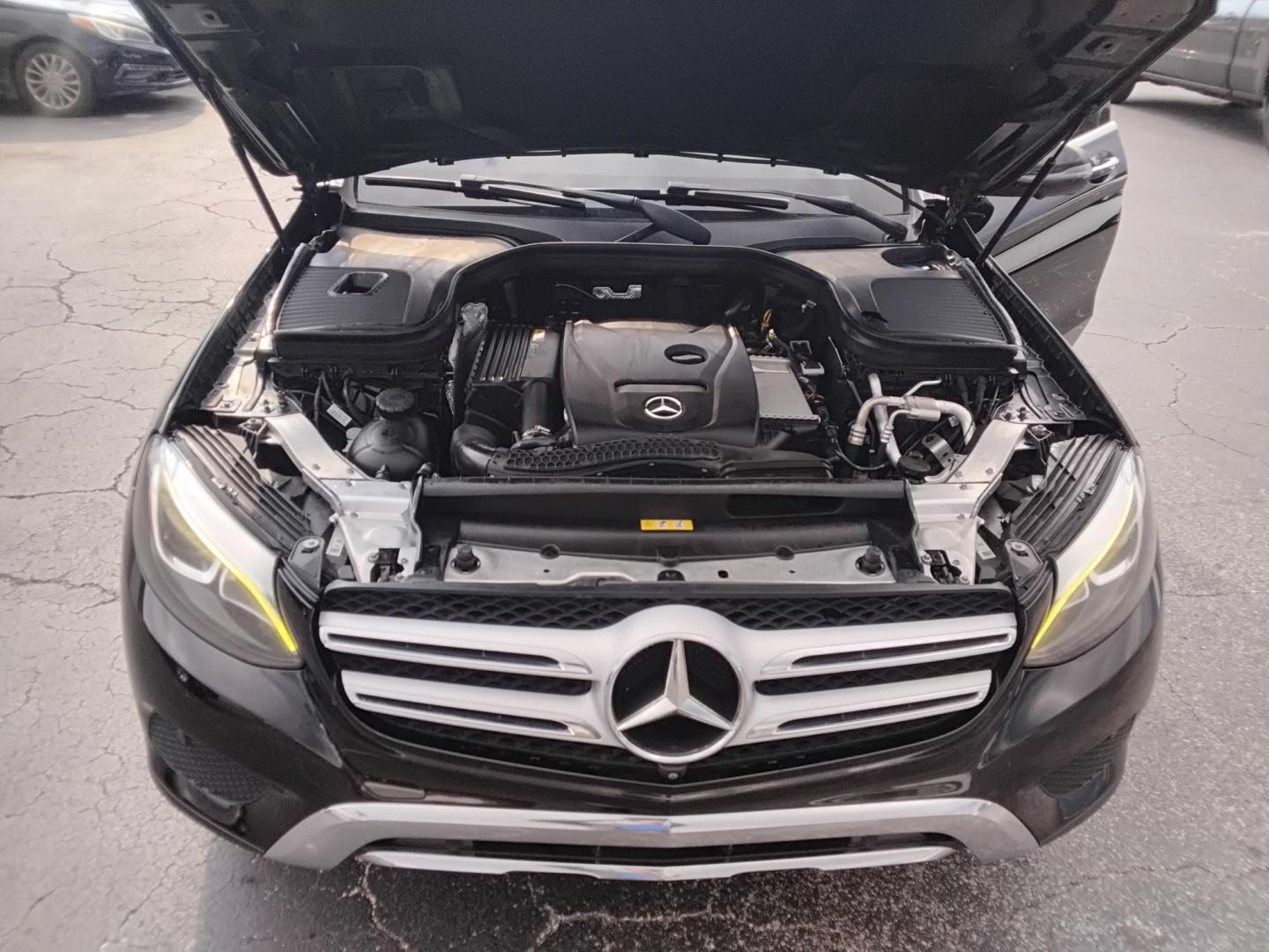 2018 BLACK /Black Mercedes-Benz GLC-Class GLC300 (WDC0G4JB9JV) with an 2.0L L4 DOHC 16V TURBO engine, 9A transmission, located at 6112 N Florida Avenue, Tampa, FL, 33604, (888) 521-5131, 27.954929, -82.459534 - $499 DOWN PLUS TAX & TAG. - Photo#2