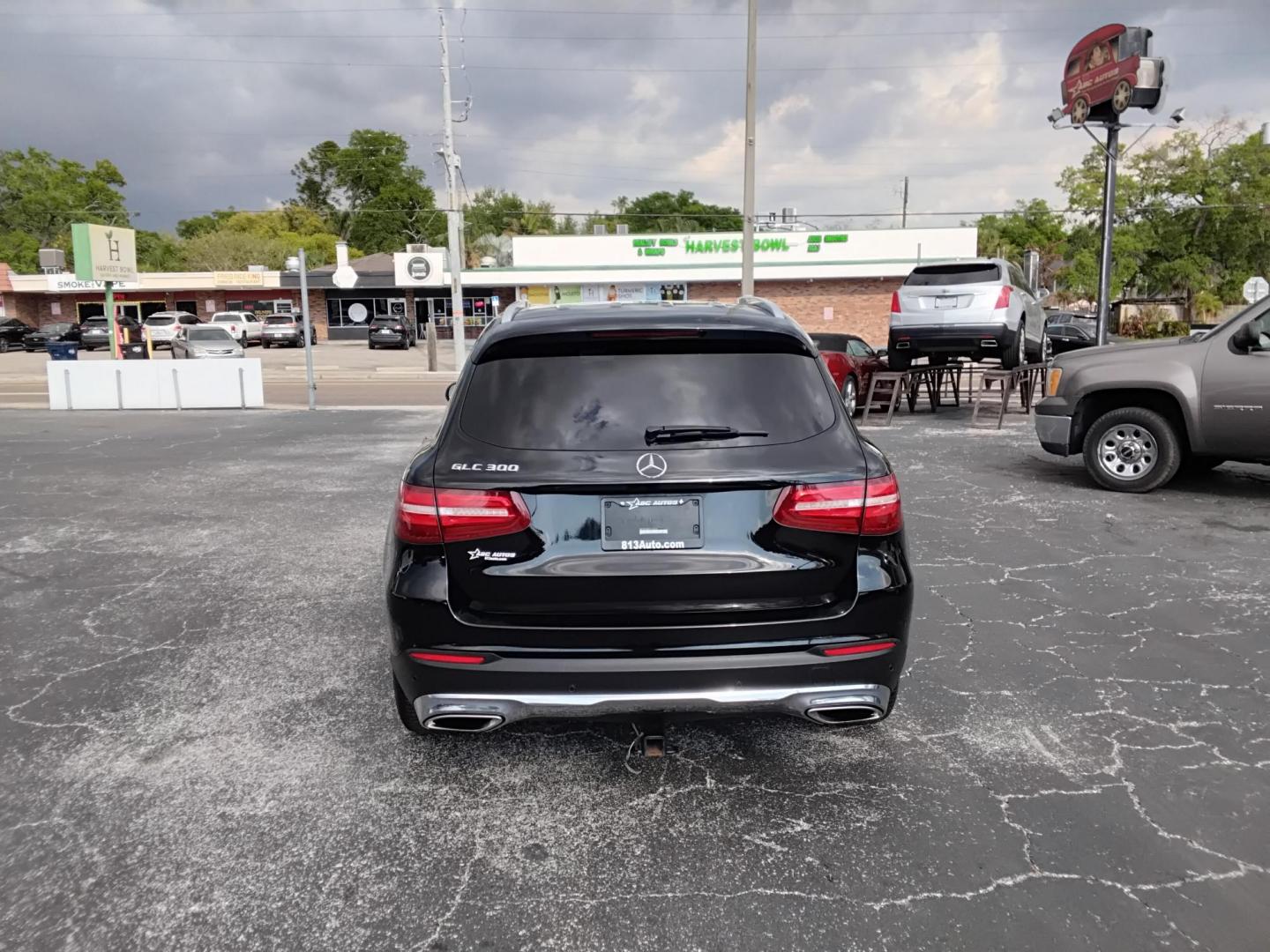 2018 BLACK /Black Mercedes-Benz GLC-Class GLC300 (WDC0G4JB9JV) with an 2.0L L4 DOHC 16V TURBO engine, 9A transmission, located at 6112 N Florida Avenue, Tampa, FL, 33604, (888) 521-5131, 27.954929, -82.459534 - $499 DOWN PLUS TAX & TAG. - Photo#4