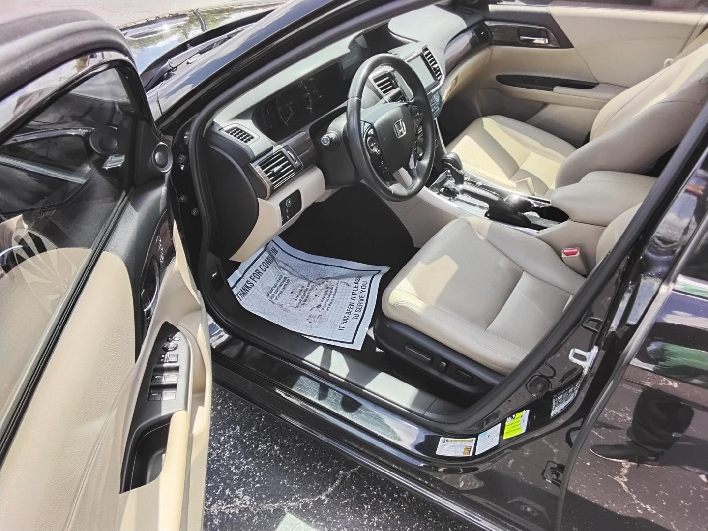 2017 BLACK /Beige Honda Accord Hybrid EX-L (JHMCR6F59HC) with an 2.0L L4 DOHC 16V HYBRID engine, CVT transmission, located at 6112 N Florida Avenue, Tampa, FL, 33604, (888) 521-5131, 27.954929, -82.459534 - $499 down plus tax & tag. - Photo#8