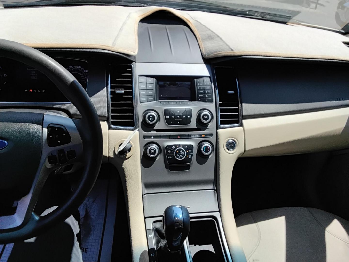 2017 BLACK /Beige Ford Taurus SE FWD (1FAHP2D85HG) with an 3.5L V6 DOHC 24V engine, 6A transmission, located at 6112 N Florida Avenue, Tampa, FL, 33604, (888) 521-5131, 27.954929, -82.459534 - $499 down plus tax & tag. - Photo#5