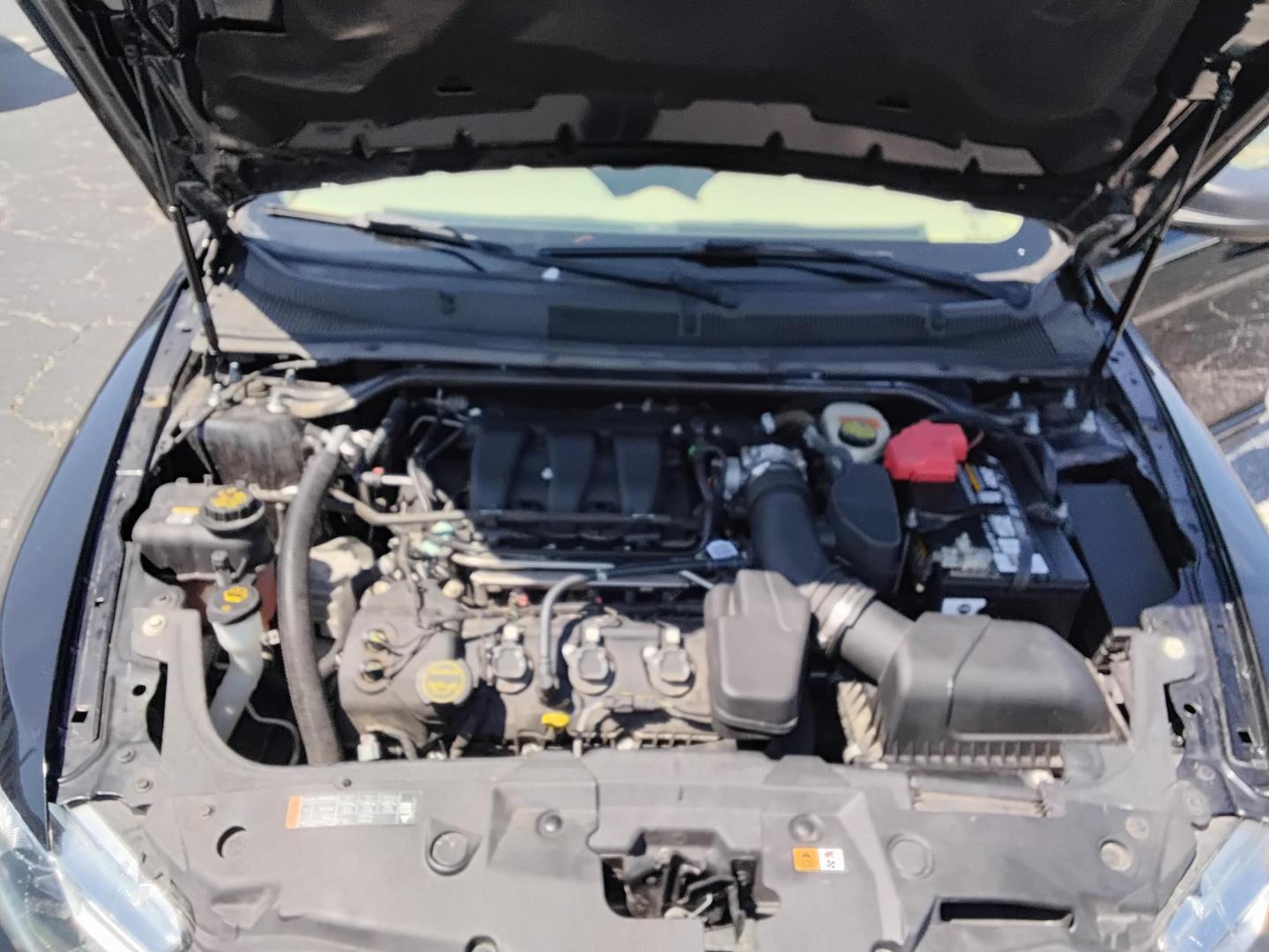 2017 BLACK /Beige Ford Taurus SE FWD (1FAHP2D85HG) with an 3.5L V6 DOHC 24V engine, 6A transmission, located at 6112 N Florida Avenue, Tampa, FL, 33604, (888) 521-5131, 27.954929, -82.459534 - $499 down plus tax & tag. - Photo#11