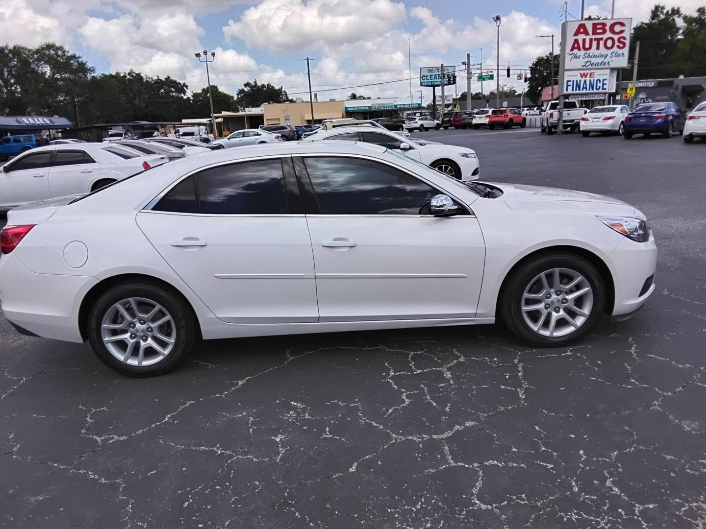 2016 White /Grey Chevrolet Malibu Limited 1LT (1G11C5SA1GF) with an 2.5L L4 DOHC 16V engine, 6A transmission, located at 6112 N Florida Avenue, Tampa, FL, 33604, (888) 521-5131, 27.954929, -82.459534 - $499 DOWN PLUS TAX & TAG.- Photo#6