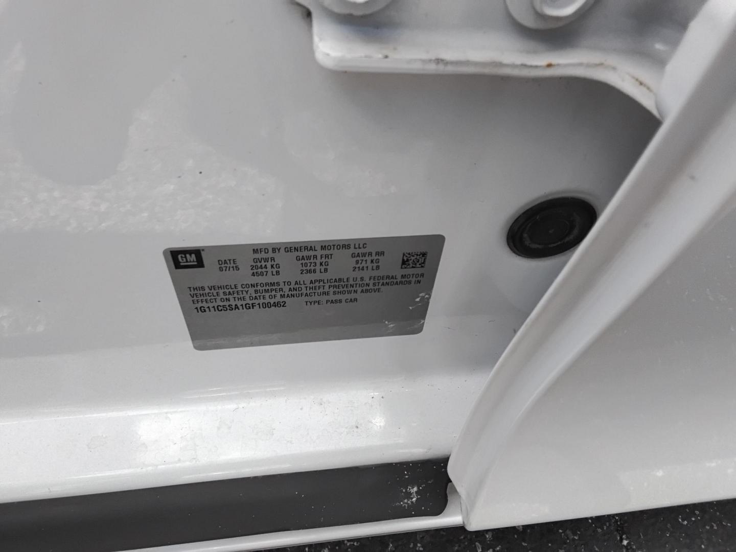 2016 White /Grey Chevrolet Malibu Limited 1LT (1G11C5SA1GF) with an 2.5L L4 DOHC 16V engine, 6A transmission, located at 6112 N Florida Avenue, Tampa, FL, 33604, (888) 521-5131, 27.954929, -82.459534 - $499 DOWN PLUS TAX & TAG. - Photo#12