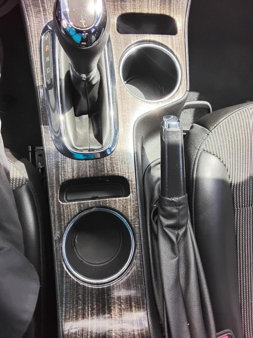 2016 White /Grey Chevrolet Malibu Limited 1LT (1G11C5SA1GF) with an 2.5L L4 DOHC 16V engine, 6A transmission, located at 6112 N Florida Avenue, Tampa, FL, 33604, (888) 521-5131, 27.954929, -82.459534 - $499 DOWN PLUS TAX & TAG. - Photo#14