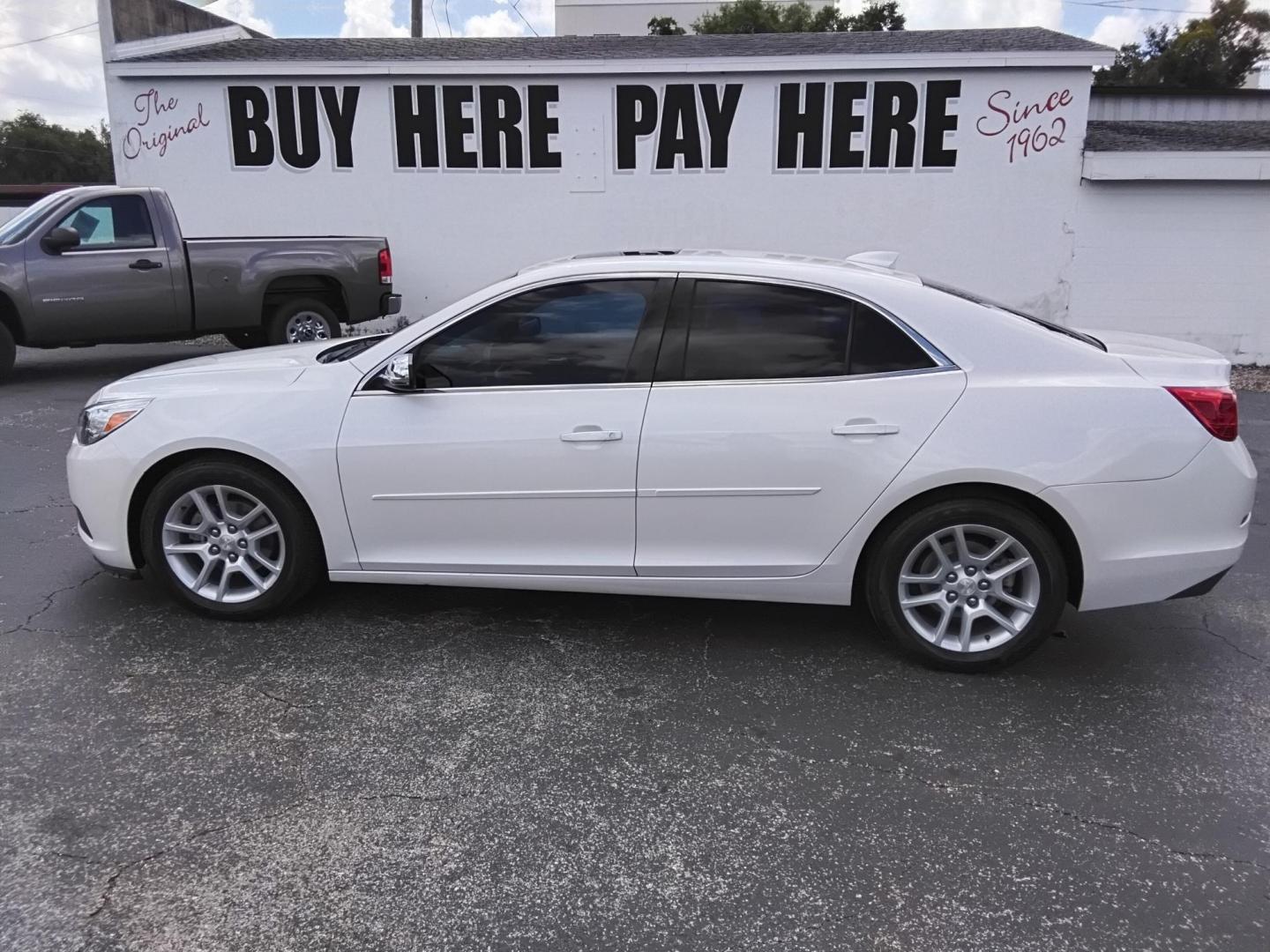 2016 White /Grey Chevrolet Malibu Limited 1LT (1G11C5SA1GF) with an 2.5L L4 DOHC 16V engine, 6A transmission, located at 6112 N Florida Avenue, Tampa, FL, 33604, (888) 521-5131, 27.954929, -82.459534 - $499 DOWN PLUS TAX & TAG. - Photo#0