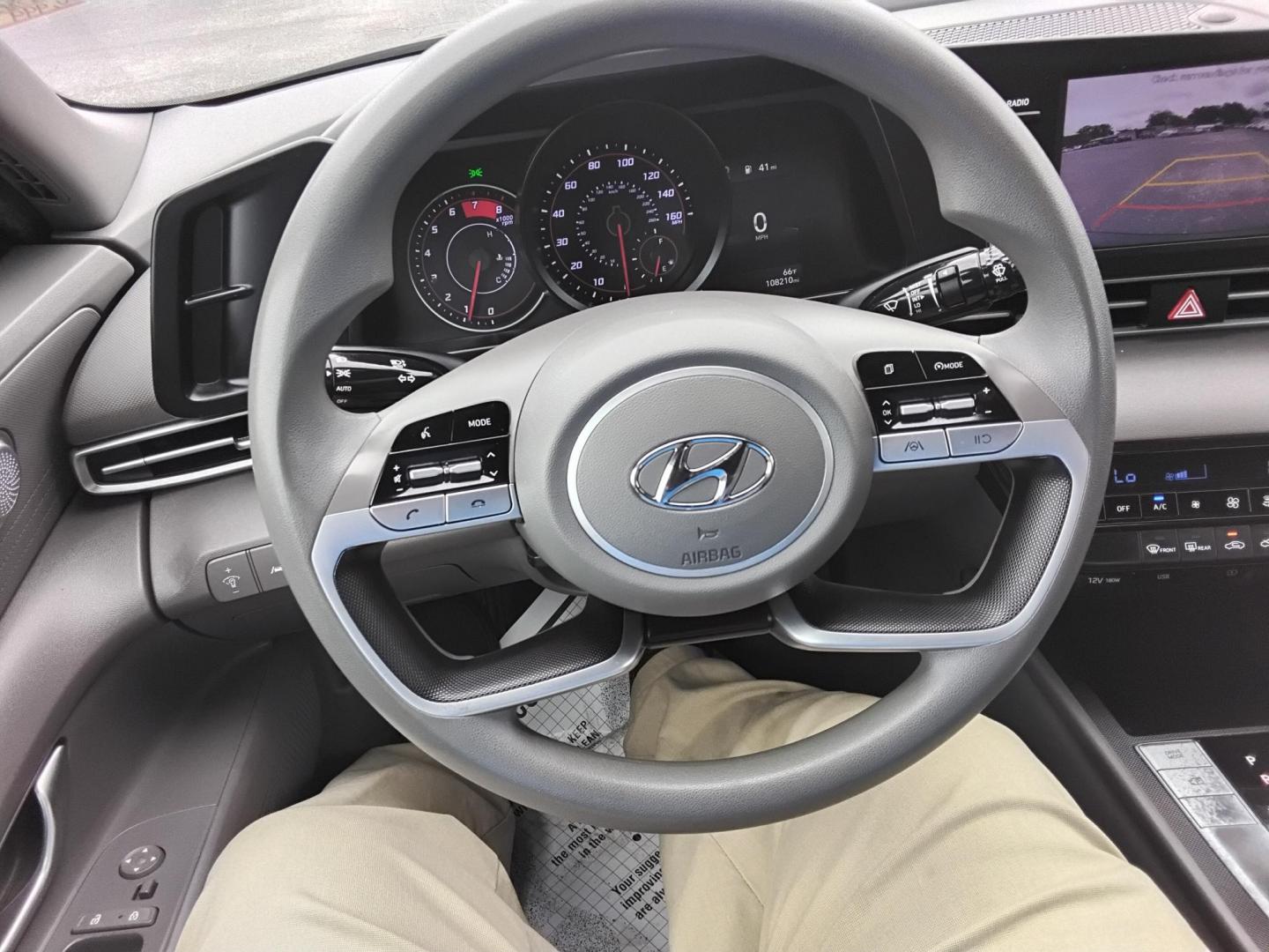 2021 BLACK /Grey Hyundai Elantra SEL (KMHLM4AG4MU) with an 1.6L L4 DOHC 16V engine, 6A transmission, located at 6112 N Florida Avenue, Tampa, FL, 33604, (888) 521-5131, 27.954929, -82.459534 - $499 DOWN PLUS TAX & TAG. - Photo#14