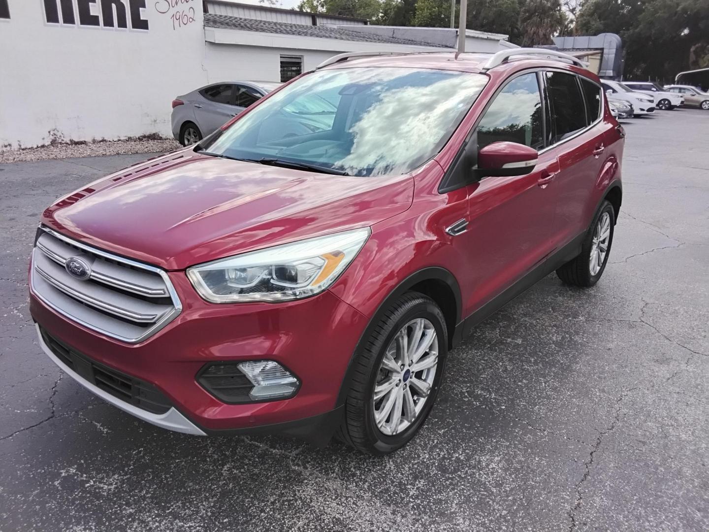 2018 RED /Beige Ford Escape Titanium FWD (1FMCU0J93JU) with an 2.0L L4 DOHC 16V engine, 6A transmission, located at 6112 N Florida Avenue, Tampa, FL, 33604, (888) 521-5131, 27.954929, -82.459534 - $499 DOWN PLUS TAX & TAG. - Photo#3