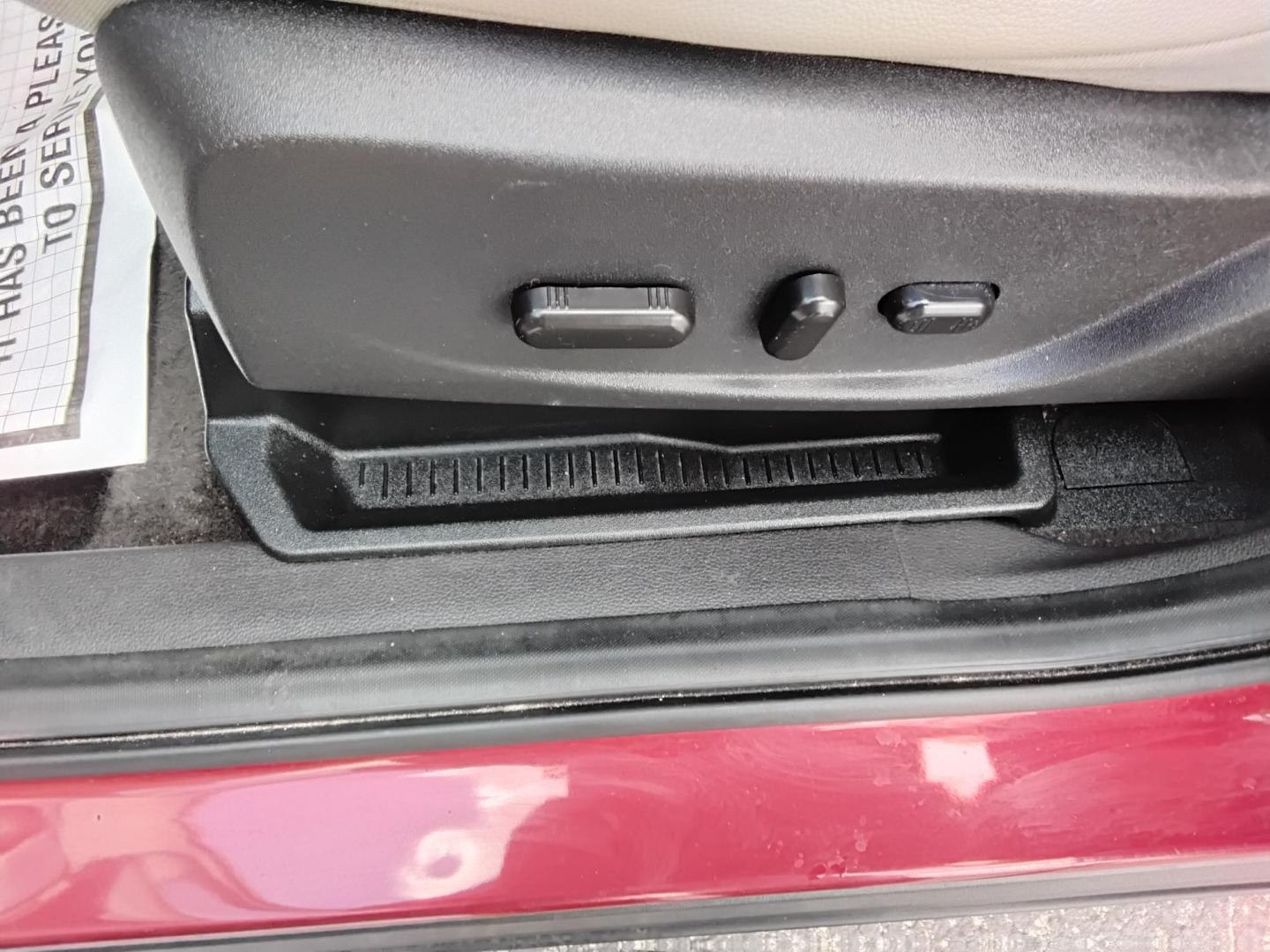 2018 RED /Beige Ford Escape Titanium FWD (1FMCU0J93JU) with an 2.0L L4 DOHC 16V engine, 6A transmission, located at 6112 N Florida Avenue, Tampa, FL, 33604, (888) 521-5131, 27.954929, -82.459534 - $499 DOWN PLUS TAX & TAG. - Photo#13