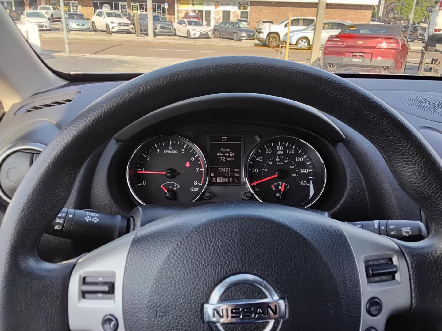 2015 White /Black Nissan Rogue Select S 2WD (JN8AS5MT9FW) with an 2.5L L4 DOHC 16V engine, Continuously Variable Transmission transmission, located at 6112 N Florida Avenue, Tampa, FL, 33604, (888) 521-5131, 27.954929, -82.459534 - $499 down plus tax & tag. - Photo#6