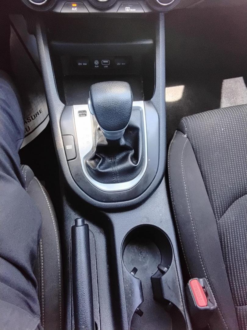 2021 RED /Grey Kia Forte FE (3KPF24ADXME) with an 2.0L L4 DOHC 16V engine, CVT transmission, located at 6112 N Florida Avenue, Tampa, FL, 33604, (888) 521-5131, 27.954929, -82.459534 - $499 down plus tax & tag. - Photo#17