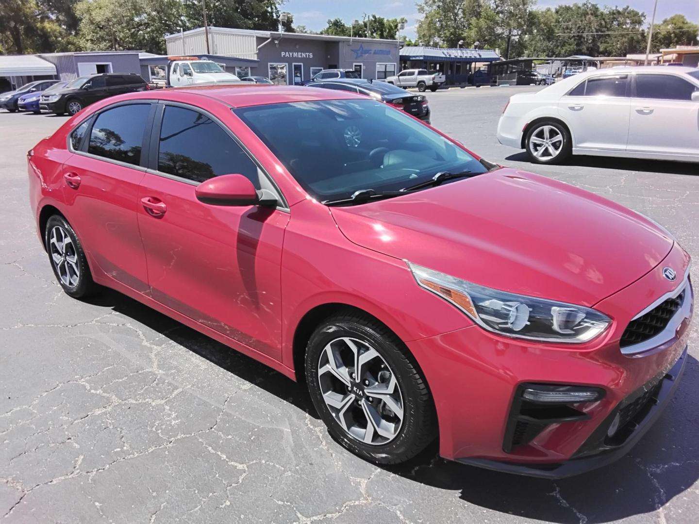 2021 RED /Grey Kia Forte FE (3KPF24ADXME) with an 2.0L L4 DOHC 16V engine, CVT transmission, located at 6112 N Florida Avenue, Tampa, FL, 33604, (888) 521-5131, 27.954929, -82.459534 - $499 down plus tax & tag. - Photo#12