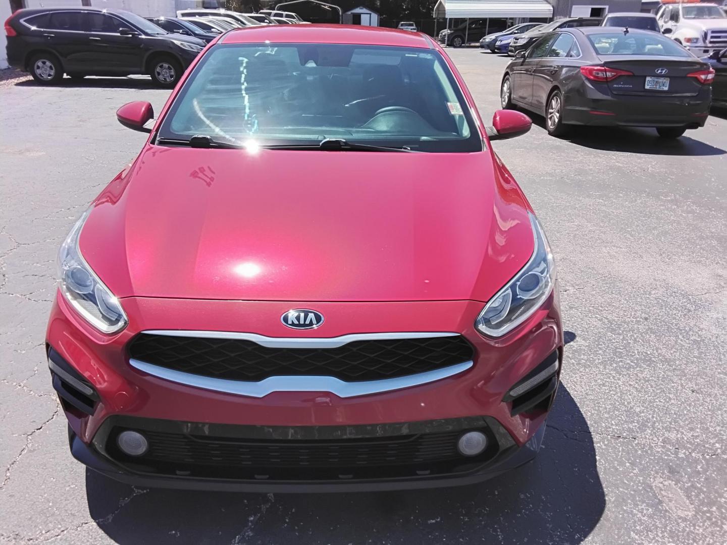 2021 RED /Grey Kia Forte FE (3KPF24ADXME) with an 2.0L L4 DOHC 16V engine, CVT transmission, located at 6112 N Florida Avenue, Tampa, FL, 33604, (888) 521-5131, 27.954929, -82.459534 - $499 down plus tax & tag. - Photo#3