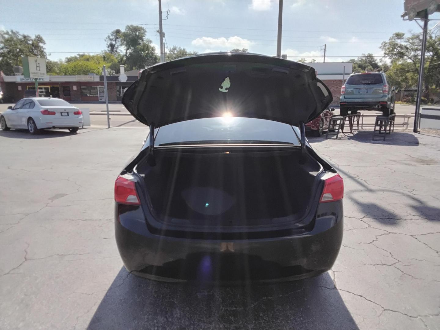 2020 BLACK /Grey Chevrolet Impala LT (1G11Z5S35LU) with an 3.6L V6 DOHC 24V engine, 6A transmission, located at 6112 N Florida Avenue, Tampa, FL, 33604, (888) 521-5131, 27.954929, -82.459534 - $499 down plus tax & tag. - Photo#4