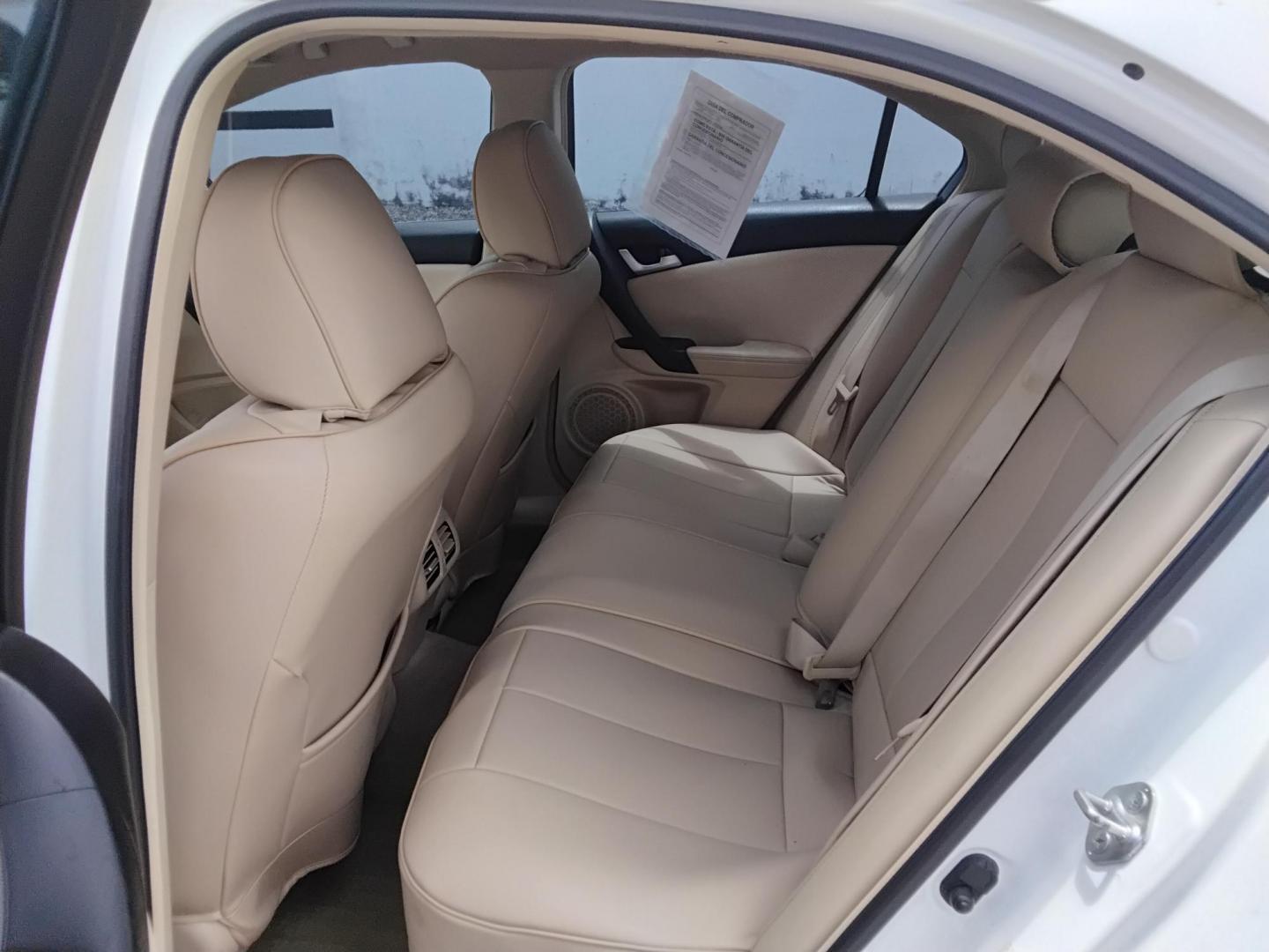 2012 White /Beige Acura TSX 5-Speed AT (JH4CU2F43CC) with an 2.4L L4 DOHC 16V engine, 5-Speed Automatic transmission, located at 6112 N Florida Avenue, Tampa, FL, 33604, (888) 521-5131, 27.954929, -82.459534 - $499 down plus tax & tag. - Photo#7