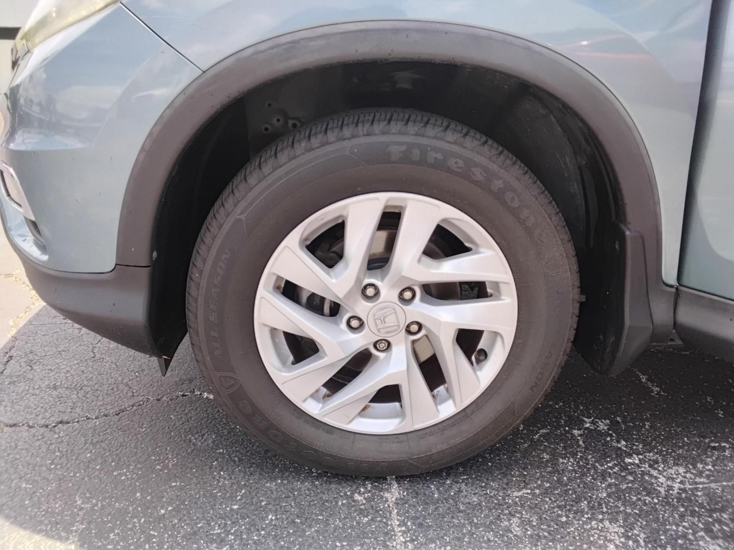 2015 TEAL /Beige Honda CR-V EX 2WD (2HKRM3H52FH) with an 2.4L L4 DOHC 16V engine, Continuously Variable Transmission transmission, located at 6112 N Florida Avenue, Tampa, FL, 33604, (888) 521-5131, 27.954929, -82.459534 - $499 down plus tax & tag. - Photo#9