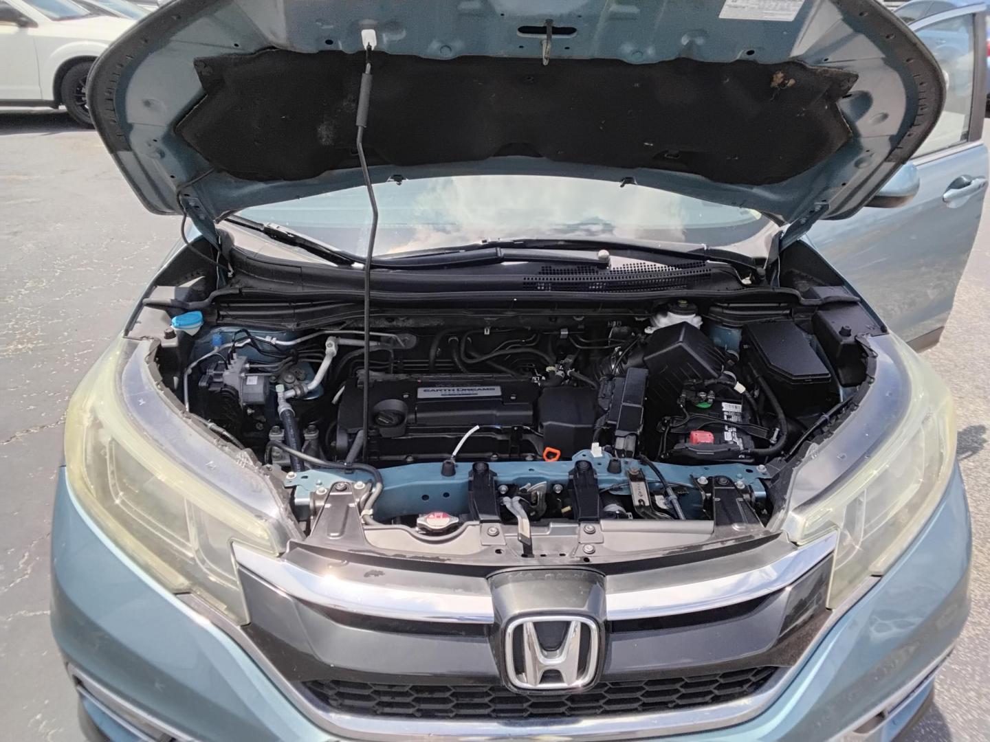 2015 TEAL /Beige Honda CR-V EX 2WD (2HKRM3H52FH) with an 2.4L L4 DOHC 16V engine, Continuously Variable Transmission transmission, located at 6112 N Florida Avenue, Tampa, FL, 33604, (888) 521-5131, 27.954929, -82.459534 - $499 down plus tax & tag. - Photo#8