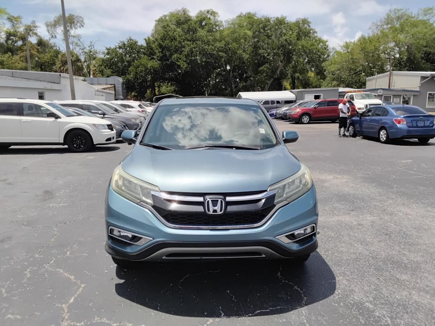 2015 TEAL /Beige Honda CR-V EX 2WD (2HKRM3H52FH) with an 2.4L L4 DOHC 16V engine, Continuously Variable Transmission transmission, located at 6112 N Florida Avenue, Tampa, FL, 33604, (888) 521-5131, 27.954929, -82.459534 - $499 down plus tax & tag. - Photo#1