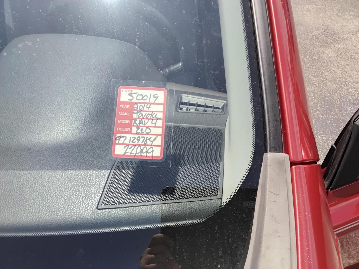 2014 RED /BLACK Toyota RAV4 XLE FWD (2T3WFREV6EW) with an 2.5L L4 DOHC 16V engine, 6-Speed Automatic transmission, located at 6112 N Florida Avenue, Tampa, FL, 33604, (888) 521-5131, 27.954929, -82.459534 - $499 DOWN PLUS TAX & TAG. - Photo#12