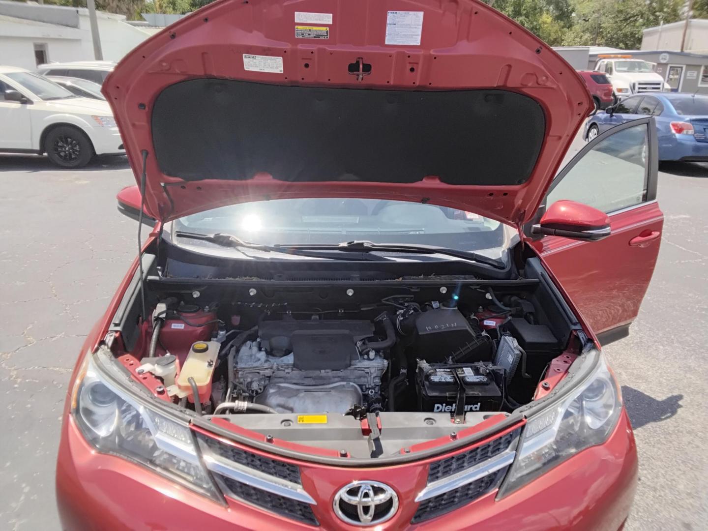 2014 RED /BLACK Toyota RAV4 XLE FWD (2T3WFREV6EW) with an 2.5L L4 DOHC 16V engine, 6-Speed Automatic transmission, located at 6112 N Florida Avenue, Tampa, FL, 33604, (888) 521-5131, 27.954929, -82.459534 - $499 DOWN PLUS TAX & TAG. - Photo#9