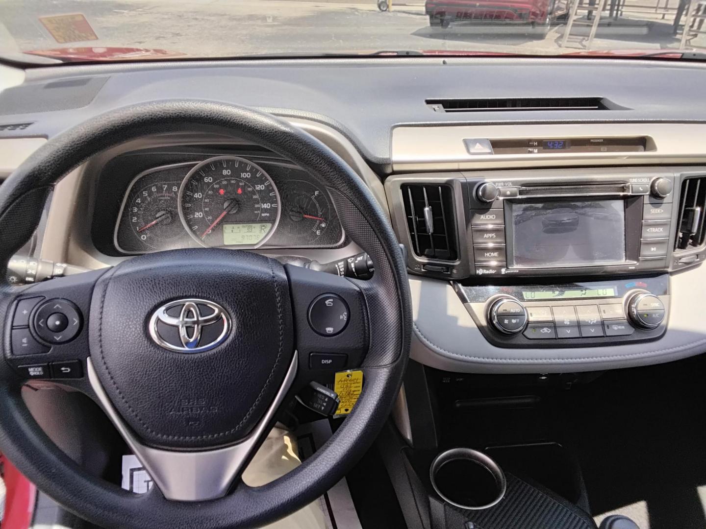 2014 RED /BLACK Toyota RAV4 XLE FWD (2T3WFREV6EW) with an 2.5L L4 DOHC 16V engine, 6-Speed Automatic transmission, located at 6112 N Florida Avenue, Tampa, FL, 33604, (888) 521-5131, 27.954929, -82.459534 - $499 DOWN PLUS TAX & TAG. - Photo#6