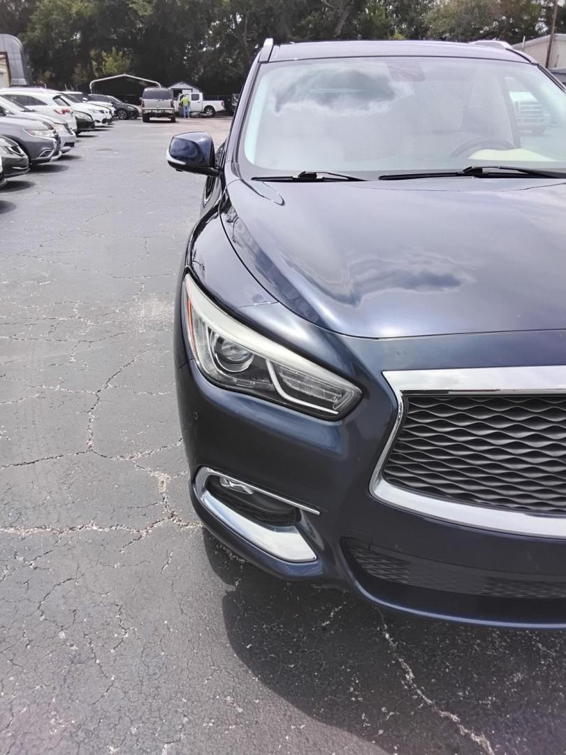 2017 BLUE /Beige Infiniti QX60 Base AWD (5N1DL0MMXHC) with an 3.5L V6 DOHC 24V engine, CVT transmission, located at 6112 N Florida Avenue, Tampa, FL, 33604, (888) 521-5131, 27.954929, -82.459534 - $499 down plus tax & tag. - Photo#6