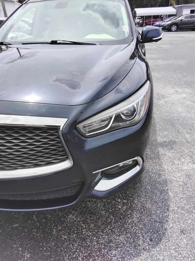2017 BLUE /Beige Infiniti QX60 Base AWD (5N1DL0MMXHC) with an 3.5L V6 DOHC 24V engine, CVT transmission, located at 6112 N Florida Avenue, Tampa, FL, 33604, (888) 521-5131, 27.954929, -82.459534 - $499 down plus tax & tag. - Photo#7