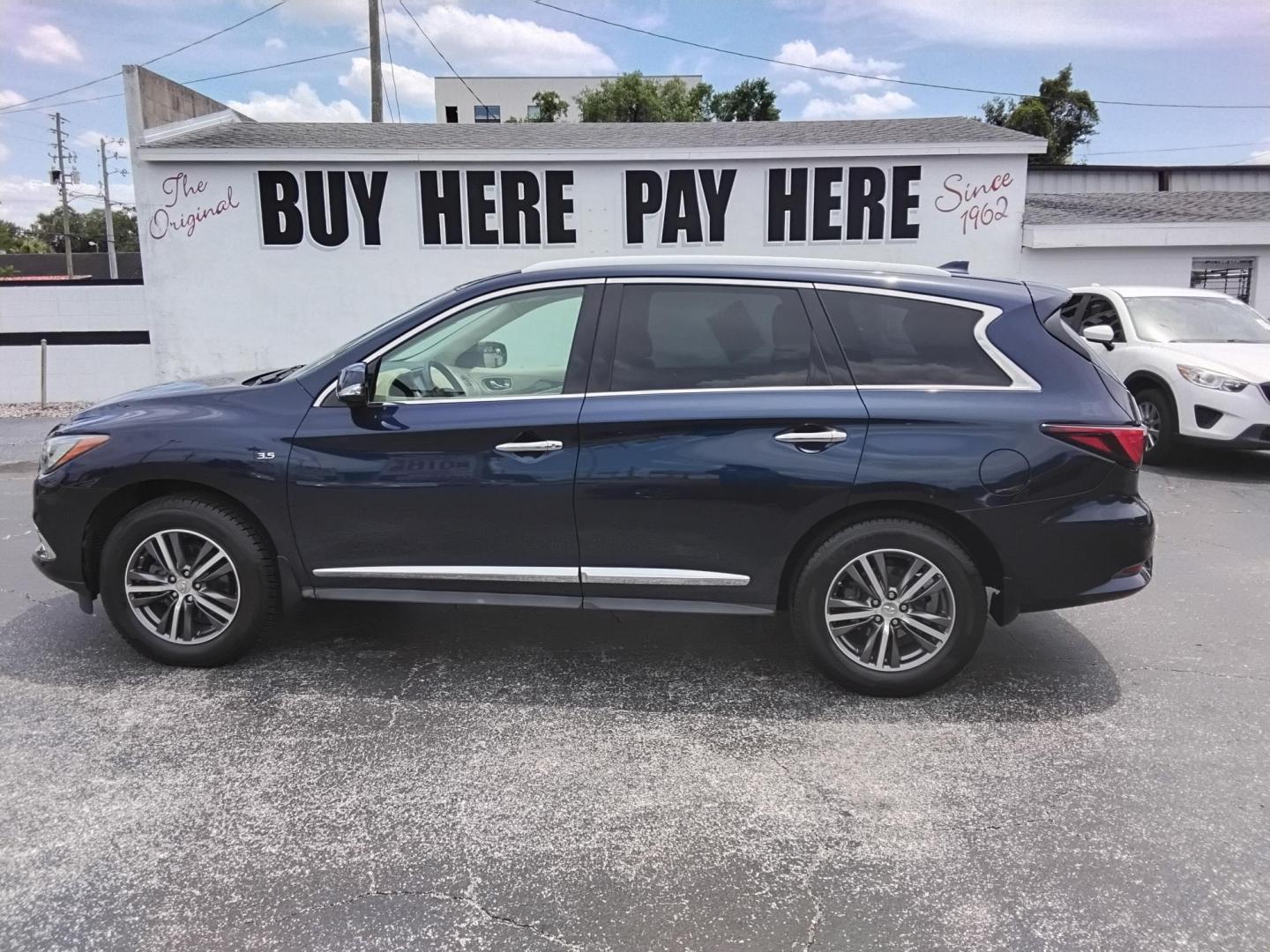 2017 BLUE /Beige Infiniti QX60 Base AWD (5N1DL0MMXHC) with an 3.5L V6 DOHC 24V engine, CVT transmission, located at 6112 N Florida Avenue, Tampa, FL, 33604, (888) 521-5131, 27.954929, -82.459534 - $499 down plus tax & tag. - Photo#0