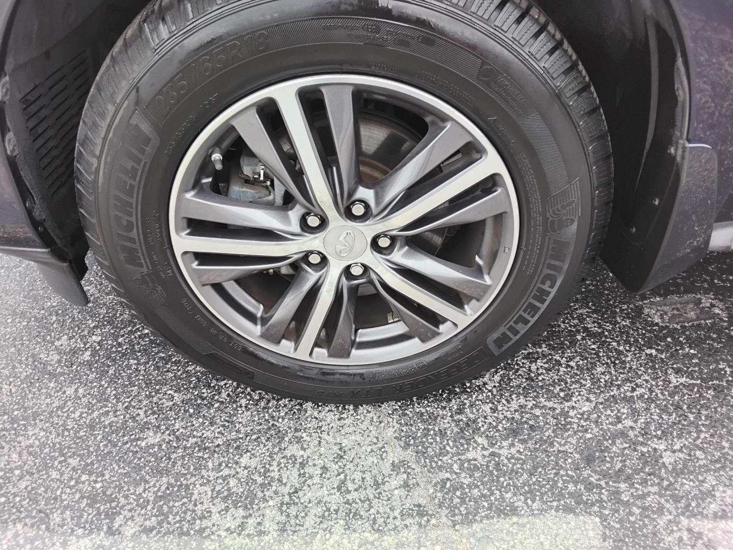 2017 BLUE /Beige Infiniti QX60 Base AWD (5N1DL0MMXHC) with an 3.5L V6 DOHC 24V engine, CVT transmission, located at 6112 N Florida Avenue, Tampa, FL, 33604, (888) 521-5131, 27.954929, -82.459534 - $499 down plus tax & tag. - Photo#27