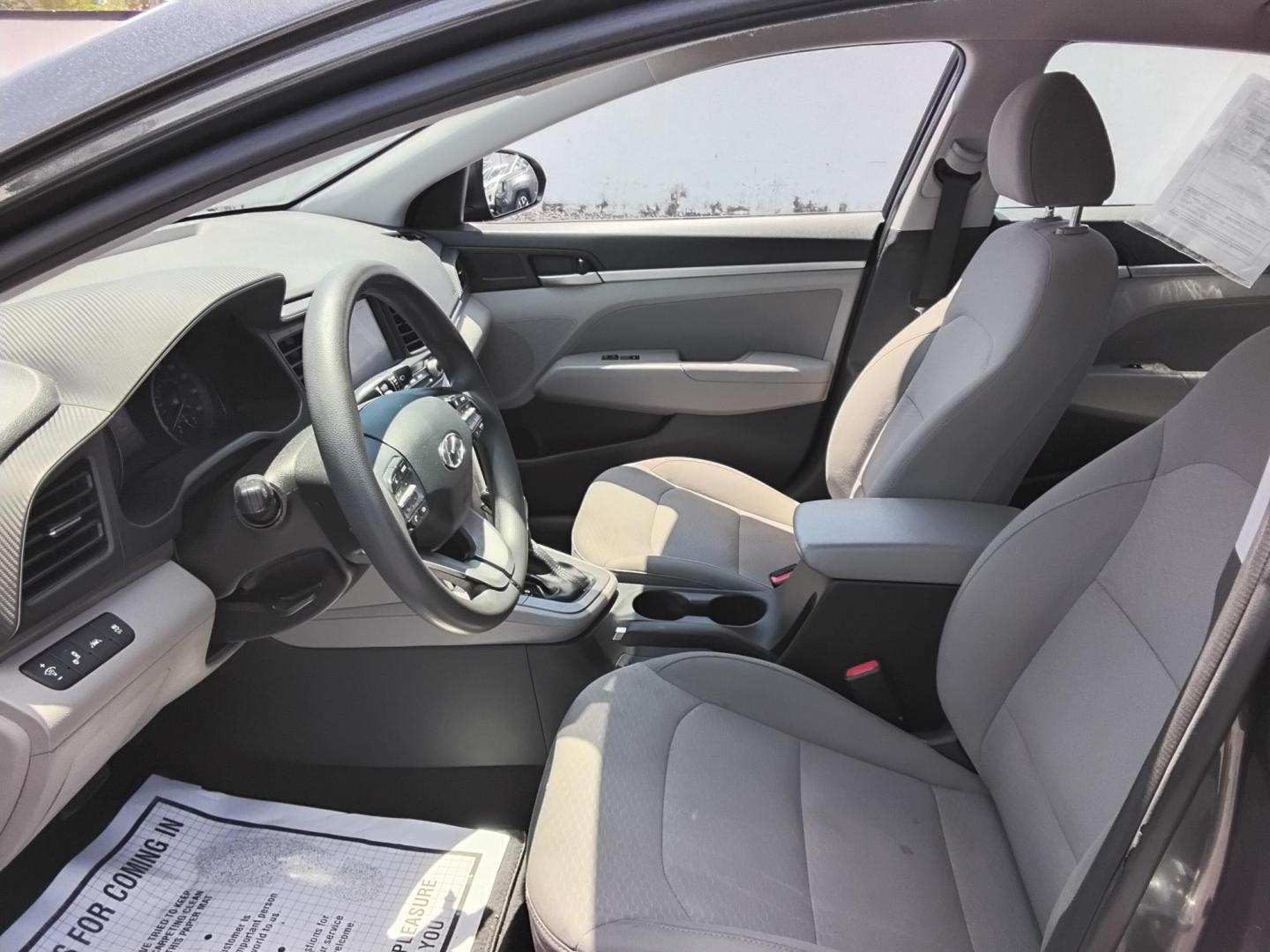 2020 GRAY /Beige Hyundai Elantra Limited (5NPD84LF5LH) with an 1.8L L4 DOHC 16V engine, 6A transmission, located at 6112 N Florida Avenue, Tampa, FL, 33604, (888) 521-5131, 27.954929, -82.459534 - $499 down plus tax & tag. - Photo#6
