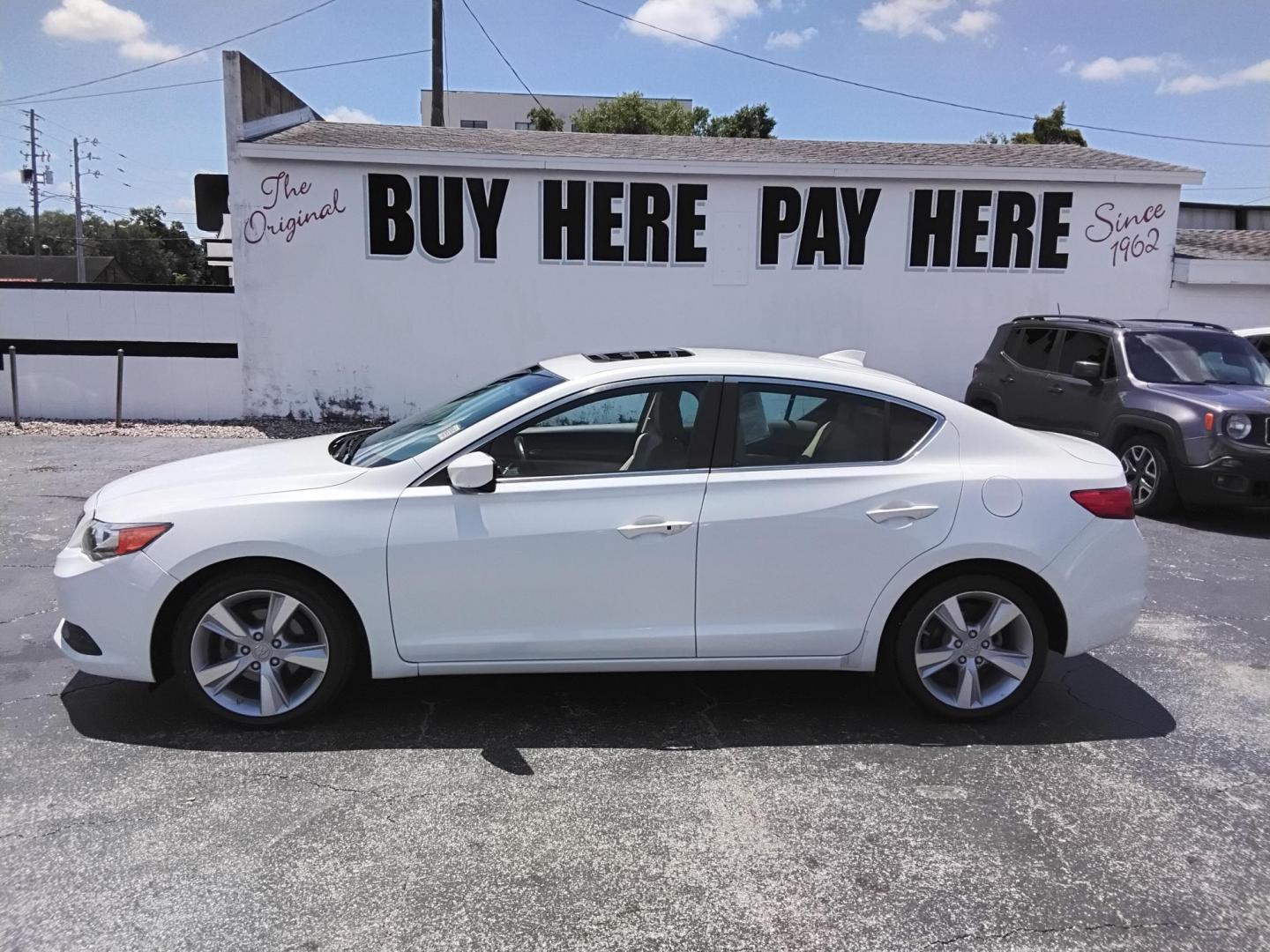 2015 White /Beige Acura ILX 5-Spd AT w/ Technology Package (19VDE1F77FE) with an 2.0L L4 16V DOHC engine, 5-Speed Automatic transmission, located at 6112 N Florida Avenue, Tampa, FL, 33604, (888) 521-5131, 27.954929, -82.459534 - $499 down plus tax & tag. - Photo#0