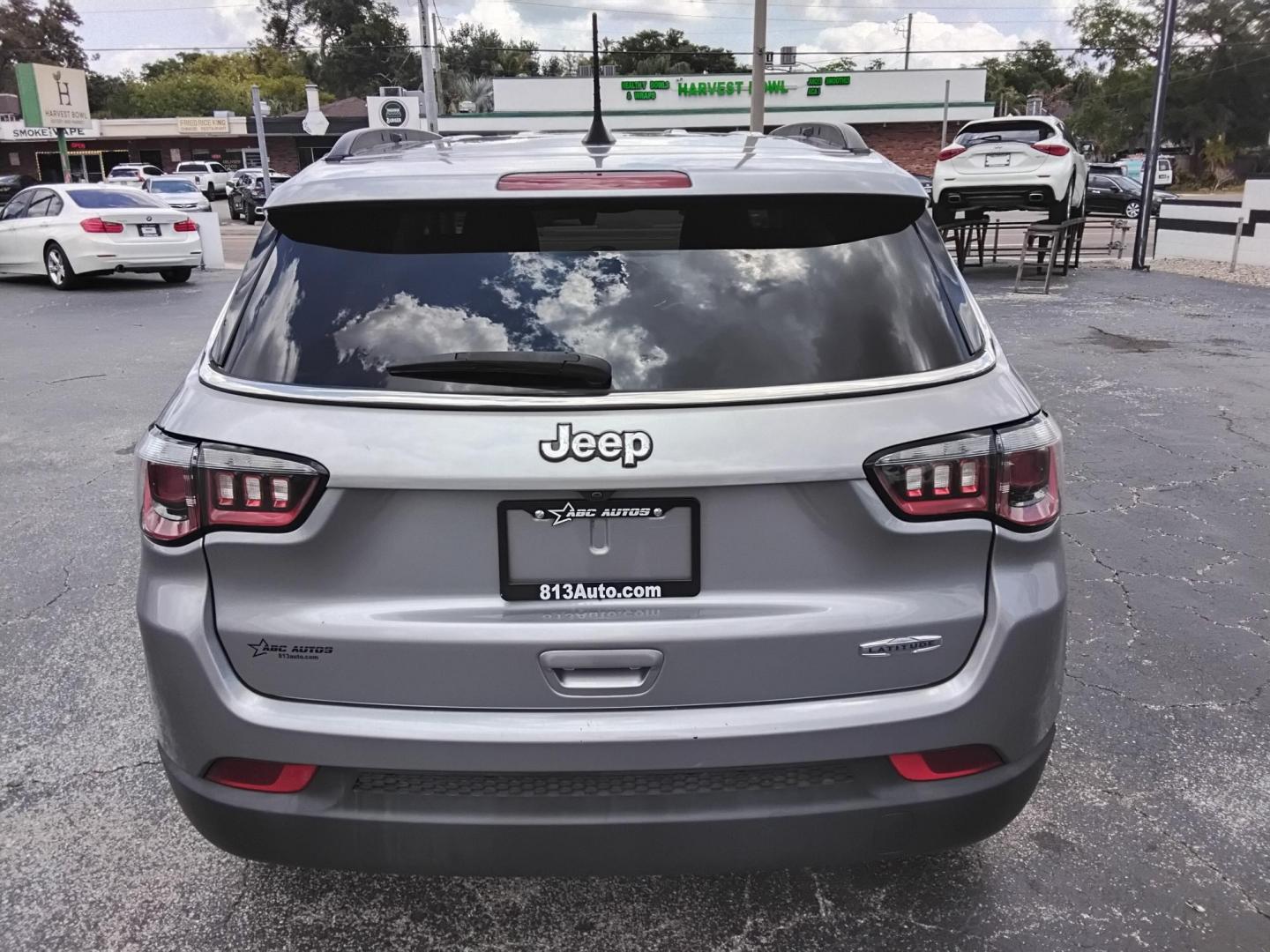 2018 SILVER /Black Jeep Compass Sport FWD (3C4NJCBB7JT) with an 2.4L L4 DOHC 16V engine, located at 6112 N Florida Avenue, Tampa, FL, 33604, (888) 521-5131, 27.954929, -82.459534 - $499 down plus tax & tag. - Photo#11