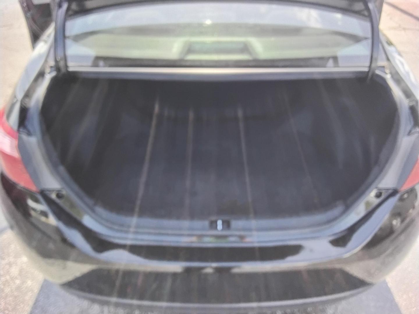 2019 BLACK /White Toyota Corolla SE CVT (2T1BURHE4KC) with an 1.8L L4 DOHC 16V engine, CVT transmission, located at 6112 N Florida Avenue, Tampa, FL, 33604, (888) 521-5131, 27.954929, -82.459534 - $499 DOWN PLUS TAX & TAG- Photo#8