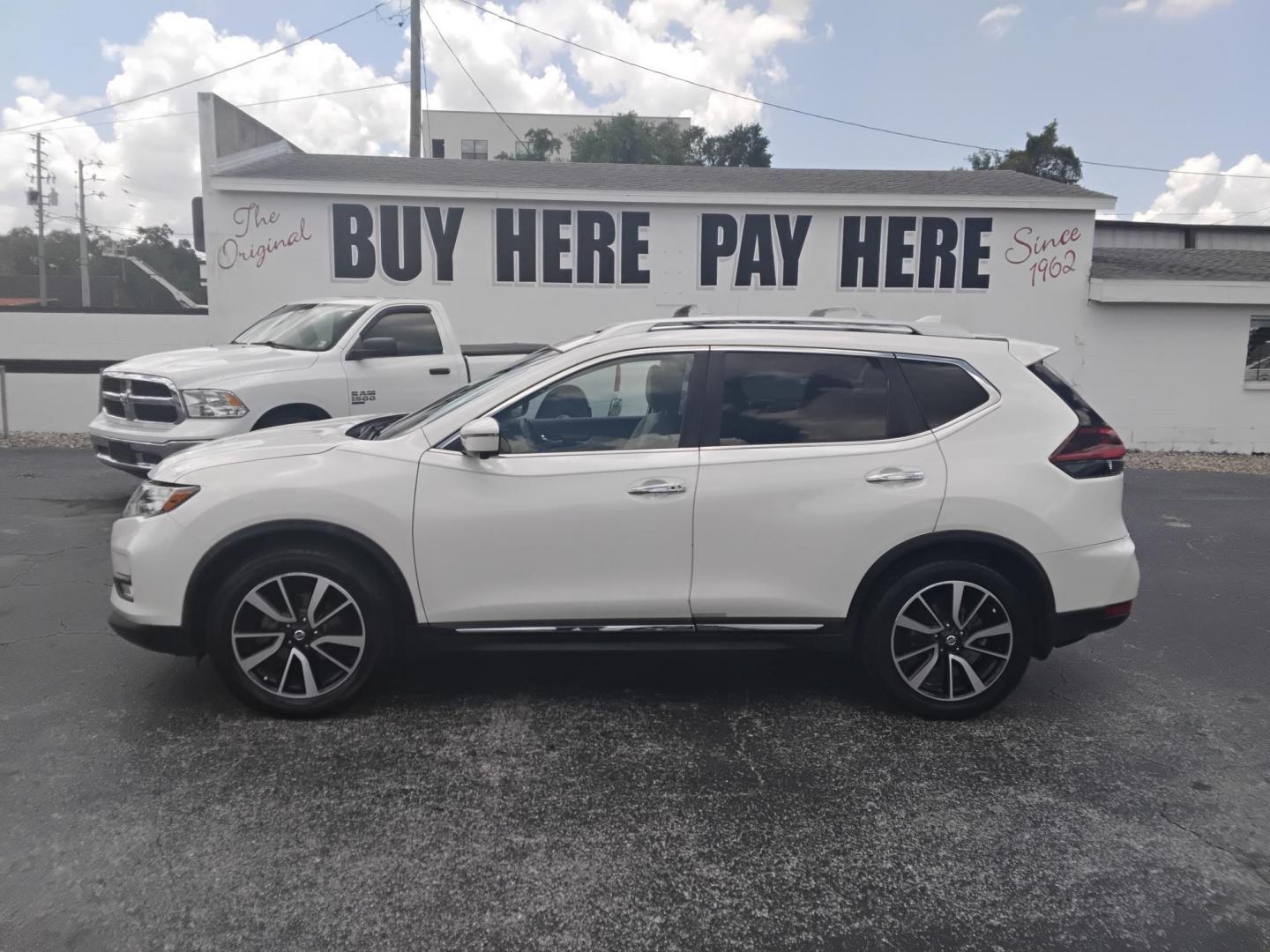 2018 Nissan Rogue SL FWD's photo