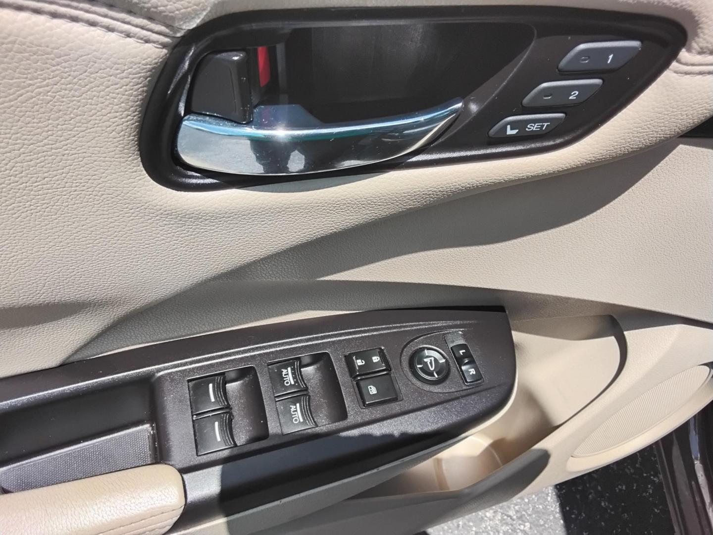 2014 BROWN /Beige Acura RDX 6-Spd AT w/ Technology Package (5J8TB3H59EL) with an 2.3L L4 DOHC 16V engine, 6-Speed Automatic transmission, located at 6112 N Florida Avenue, Tampa, FL, 33604, (888) 521-5131, 27.954929, -82.459534 - $499 DOWN PLUS TAX & TAG.- Photo#19