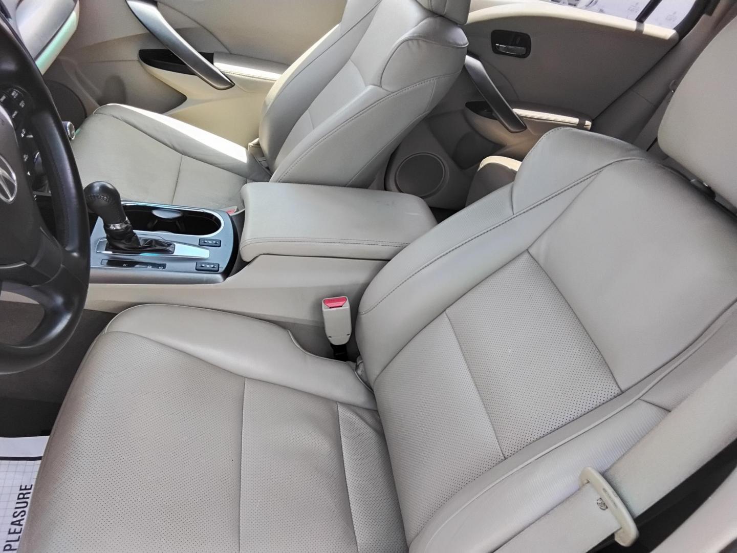 2014 BROWN /Beige Acura RDX 6-Spd AT w/ Technology Package (5J8TB3H59EL) with an 2.3L L4 DOHC 16V engine, 6-Speed Automatic transmission, located at 6112 N Florida Avenue, Tampa, FL, 33604, (888) 521-5131, 27.954929, -82.459534 - $499 DOWN PLUS TAX & TAG.- Photo#20