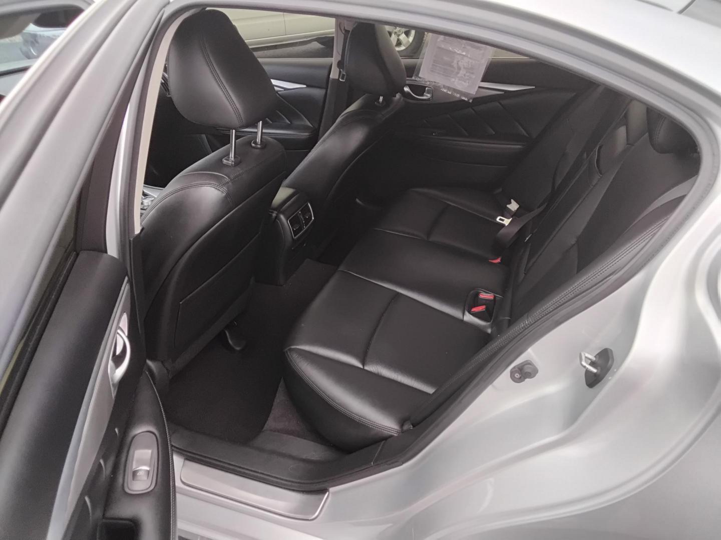 2014 SILVER /BLACK Infiniti Q50 Premium (JN1BV7AP5EM) with an 3.7L V6 DOHC 24V HYBRID engine, 7-Speed Automatic transmission, located at 6112 N Florida Avenue, Tampa, FL, 33604, (888) 521-5131, 27.954929, -82.459534 - $499 down plus tax & tag. - Photo#7